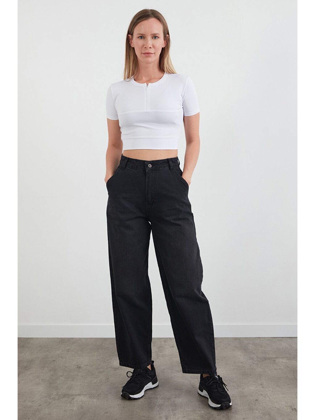 Siyah Fermuarlı Şalvar Jean