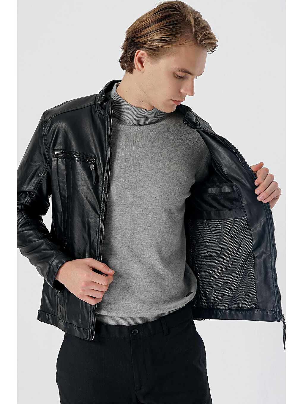 Siyah Dik Yaka Astarlı Slim Fit Dar Kesim Casual Deri Mont 1038235151-6