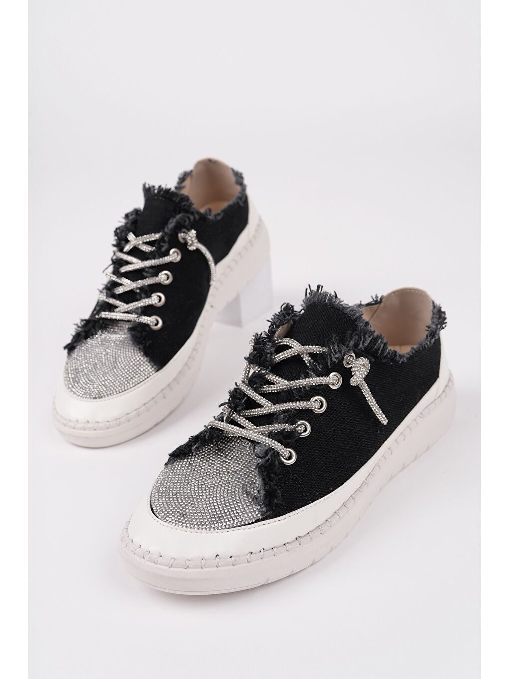 Siyah DAMSEL Bağcıklı Taşlı Kadın Günlük Denim Sneaker Spor Ayakkabı-1
