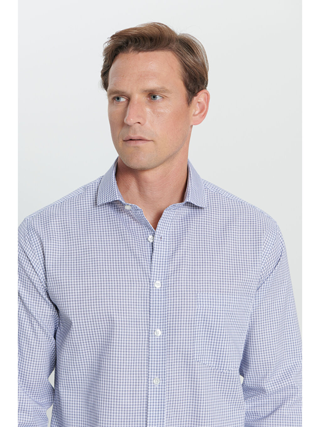 Erkek Beyaz-Mavi Regular Fit Normal Kesim %100 Pamuk Klasik Yaka Kareli Cepli Gömlek-3