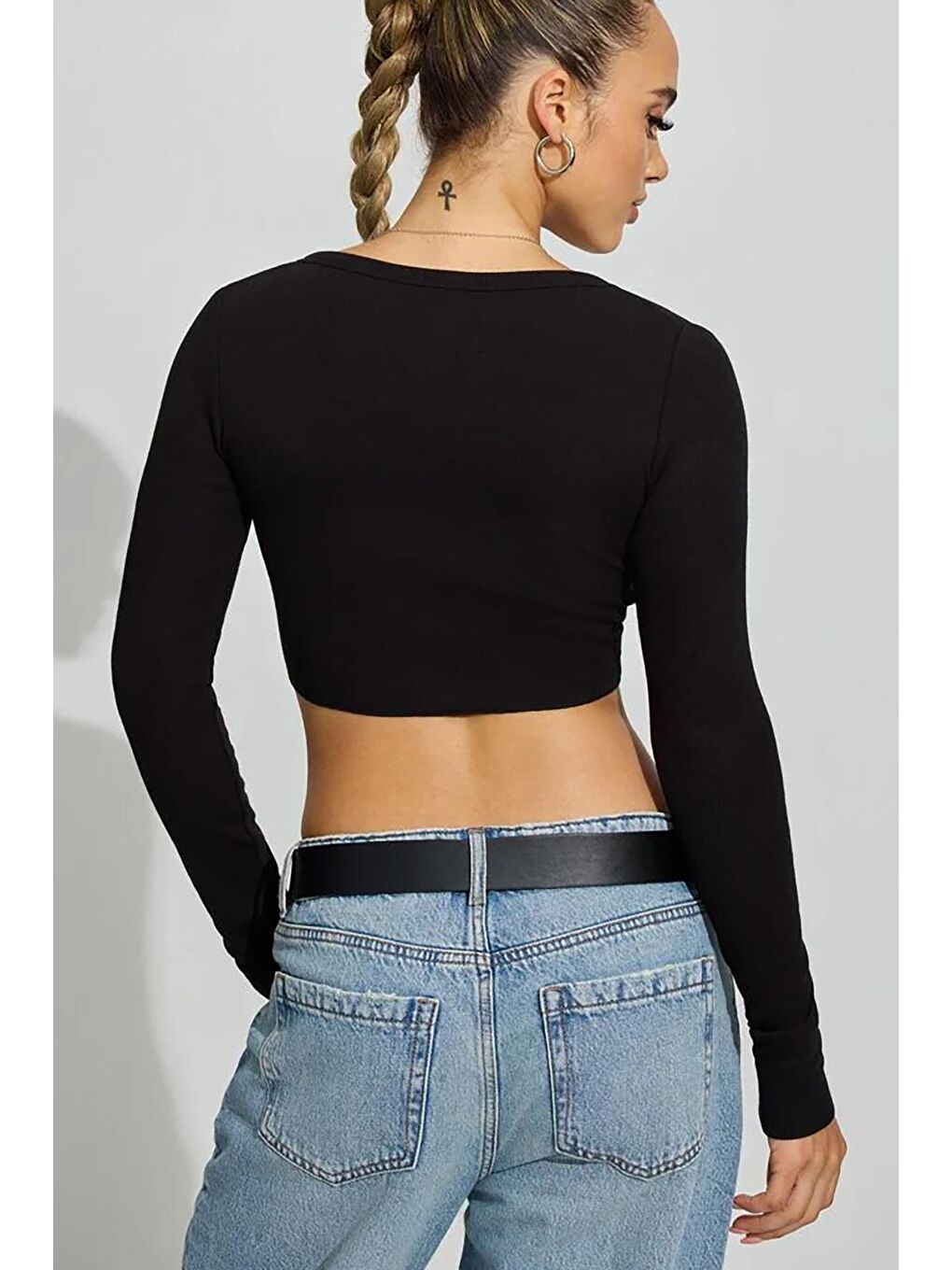 Siyah Uzun Kollu Düğmeli Kaşkorse Crop Hırka Mg2193-3