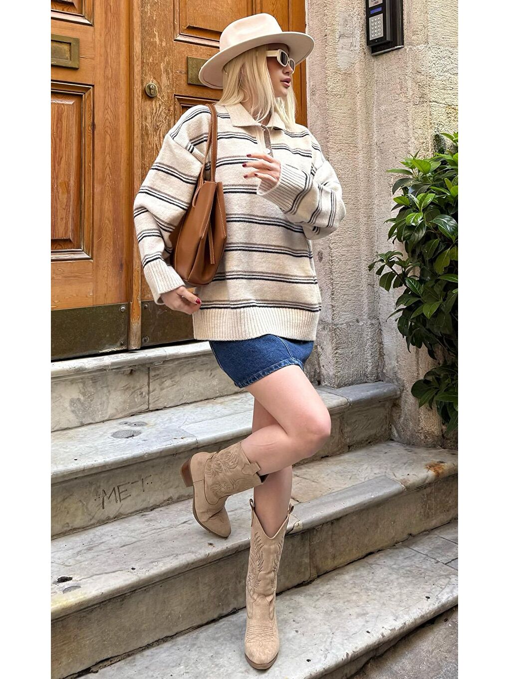 Ekru Çizgili Düğmeli Polo Yaka Kazak Mg2357