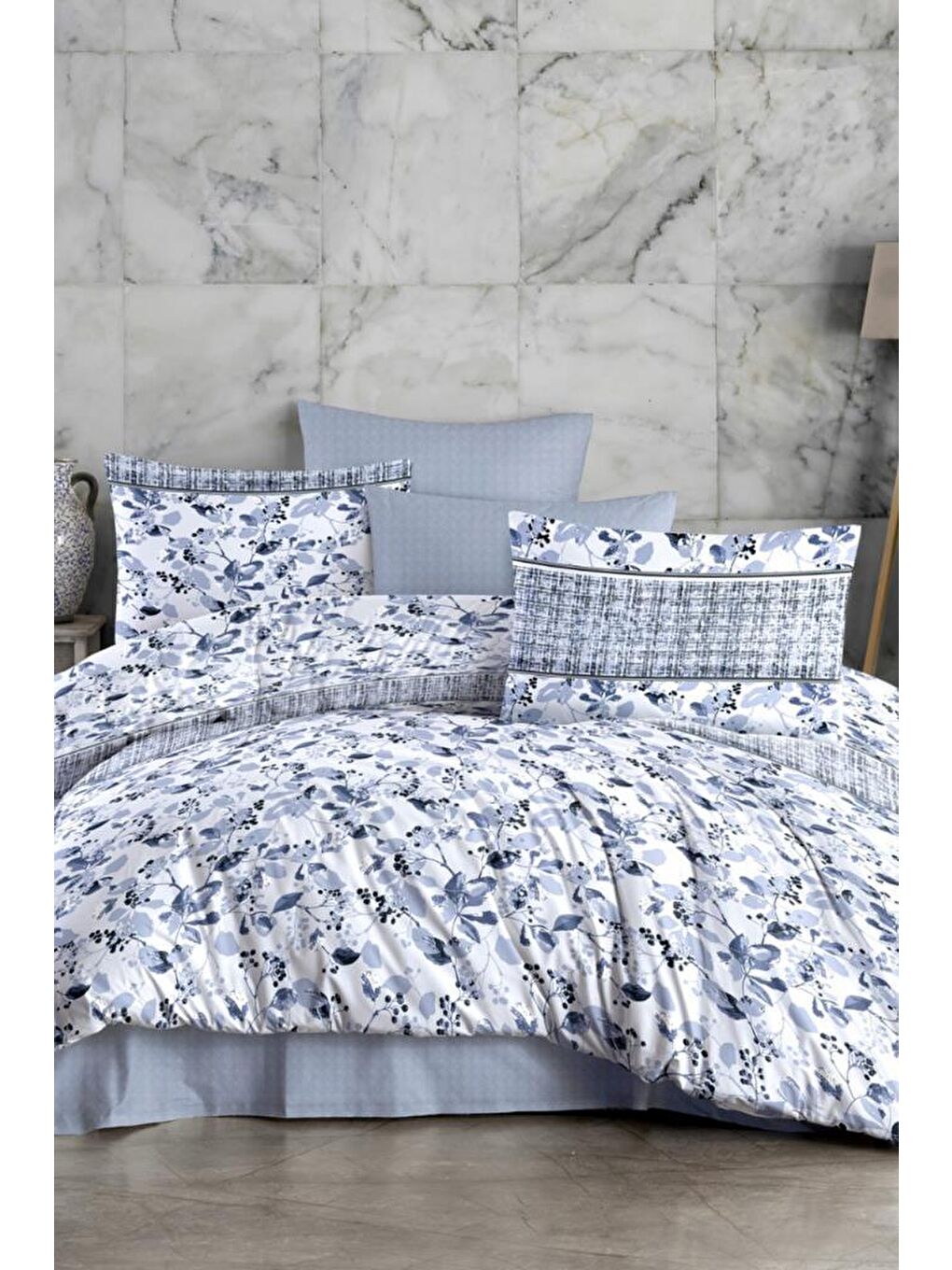 Lacivert Fendi Çift Kişilik Nevresim Takımı İndigo