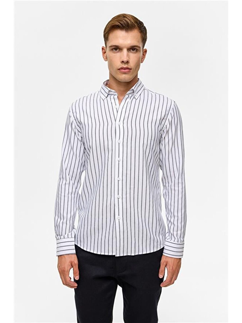 Siyah Slim Düz Düğmeli Yaka Gömlek