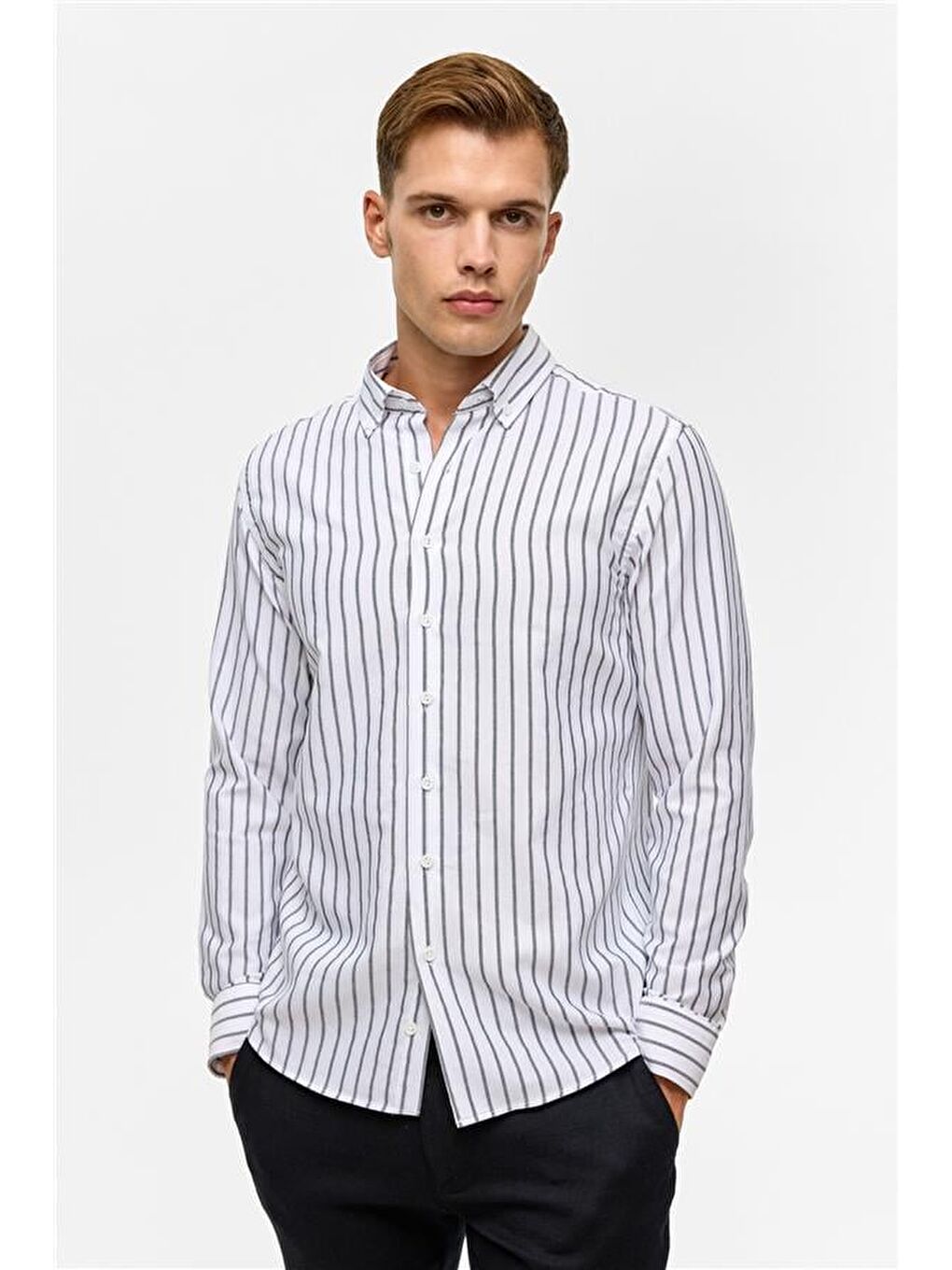 Siyah Slim Düz Düğmeli Yaka Gömlek-2