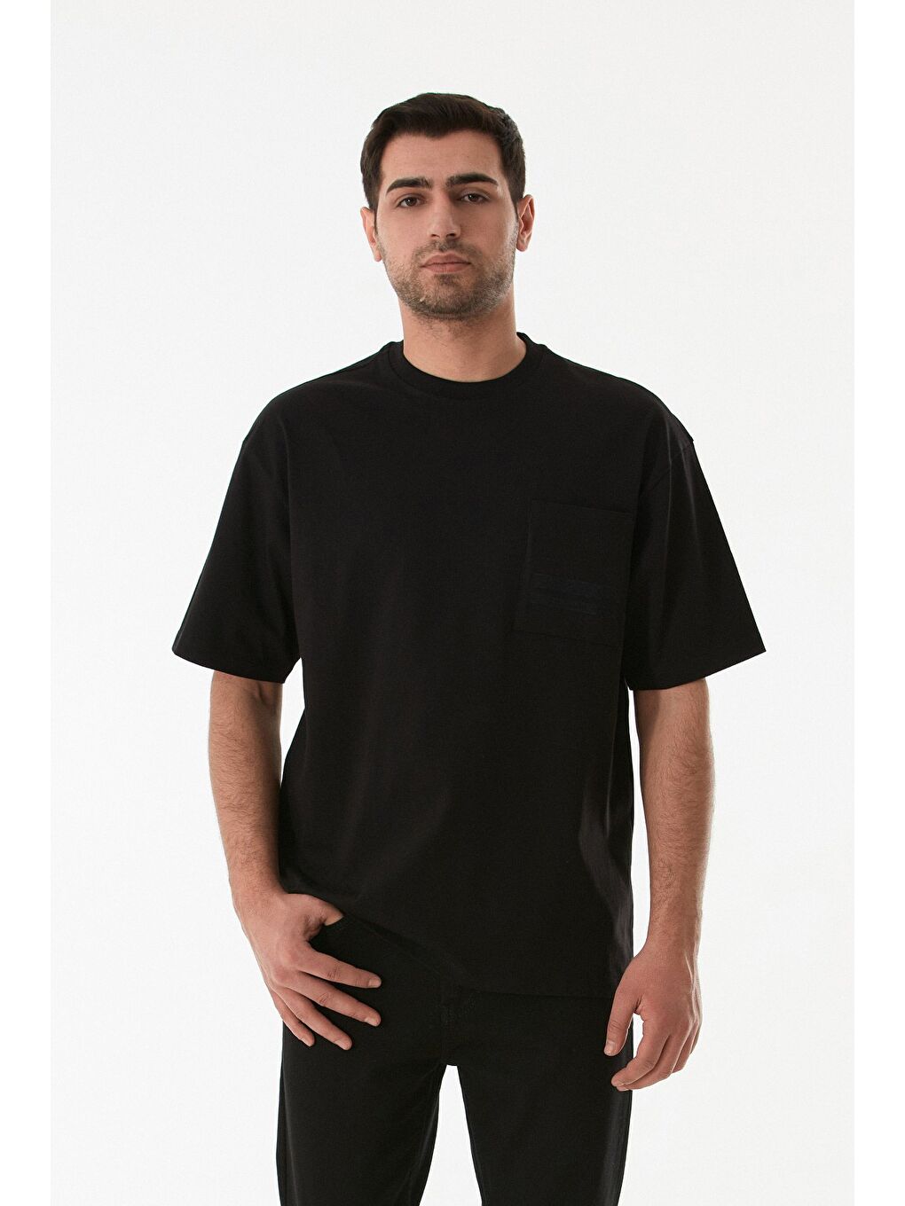 Siyah Basic Tek Cepli Bisiklet Yaka Tişört