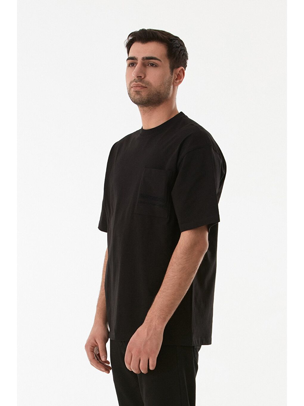 Siyah Basic Tek Cepli Bisiklet Yaka Tişört-2