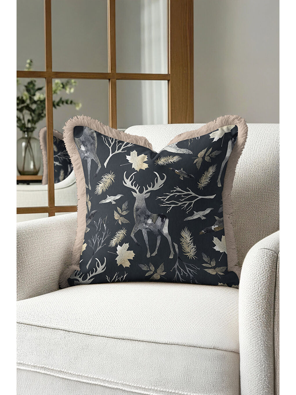 Karışık Zarif Orman Figürü Saçaklı Yastık Kılıfı - Naturel Rustik Siyah Altın Renkli Püsküllü Kırlent Kılıfı-3