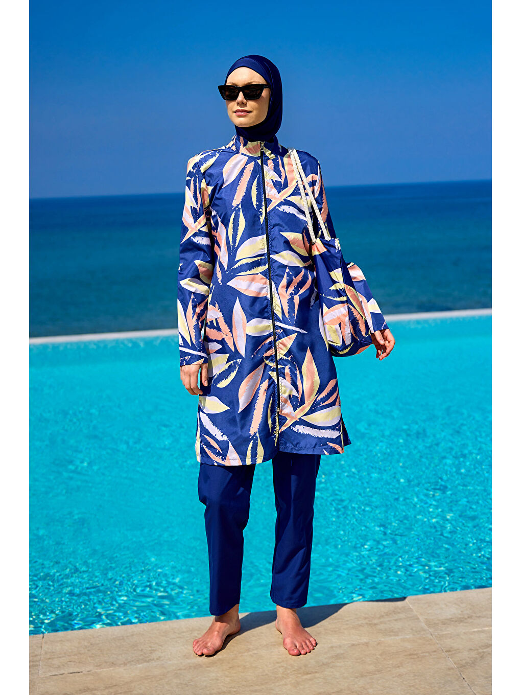 Lacivert Tam Kapalı Tesettür Mayo Plaj Çantalı 4 Parça Set R2508-3