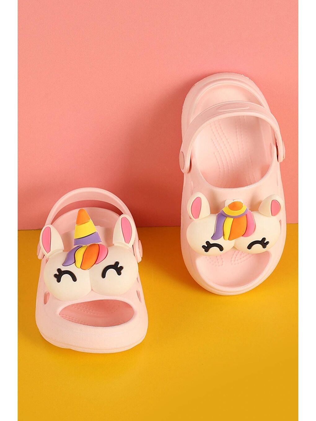 Pembe Göz Figürlü Delikli Çocuk Terlik-2