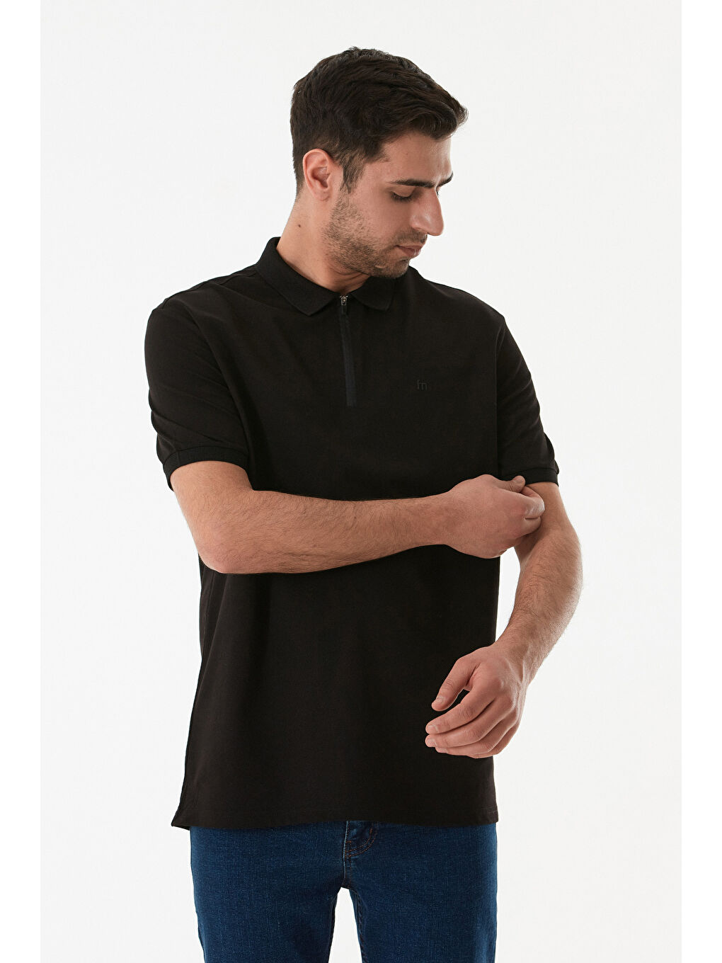 Siyah Oxford Kumaş Yarım Fermuarlı Polo Yaka Tişört-3