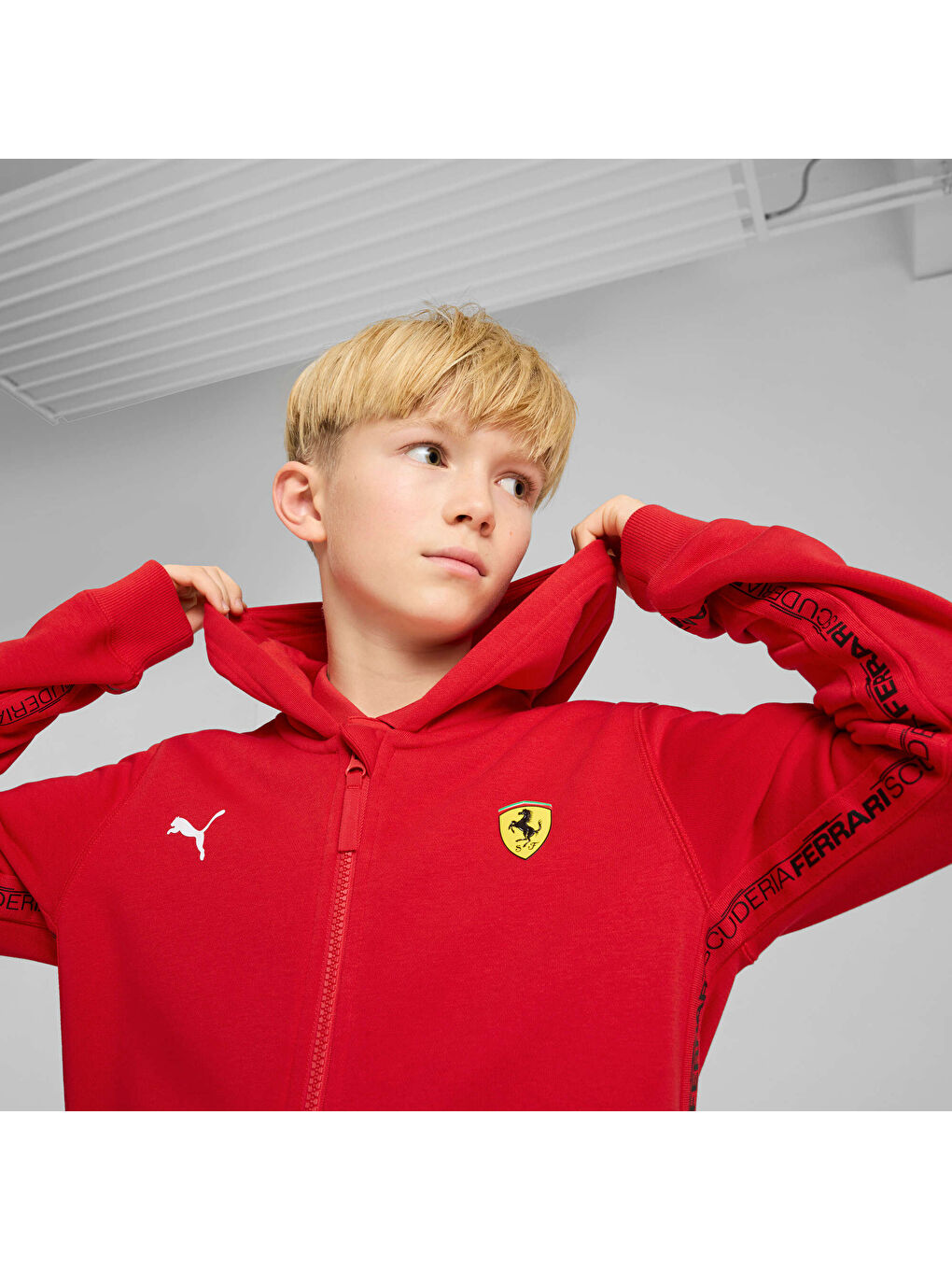 Kırmızı SCUDERIA FERRARI Race Genç Kapüşonlu Ceket-4
