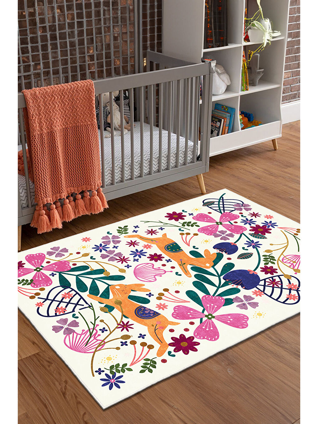 Bej Dekoratif Özel Tasarım Yıkanabilir İnce Kaymaz Tabanlı Modern Halı KECE FR43-1