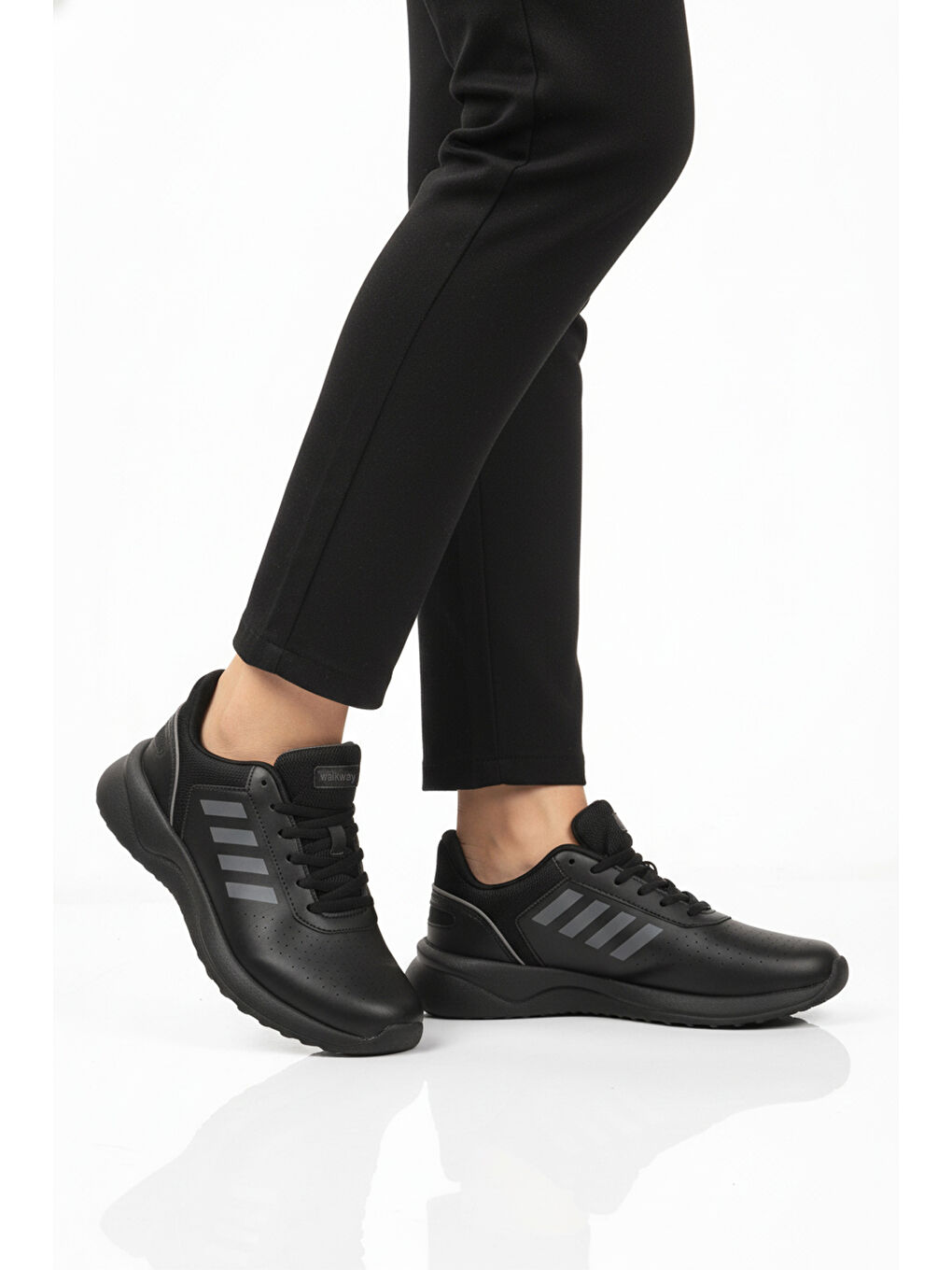 Siyah Bağcıklı Hafif Esnek Unisex Spor Ayakkabı Nereus G