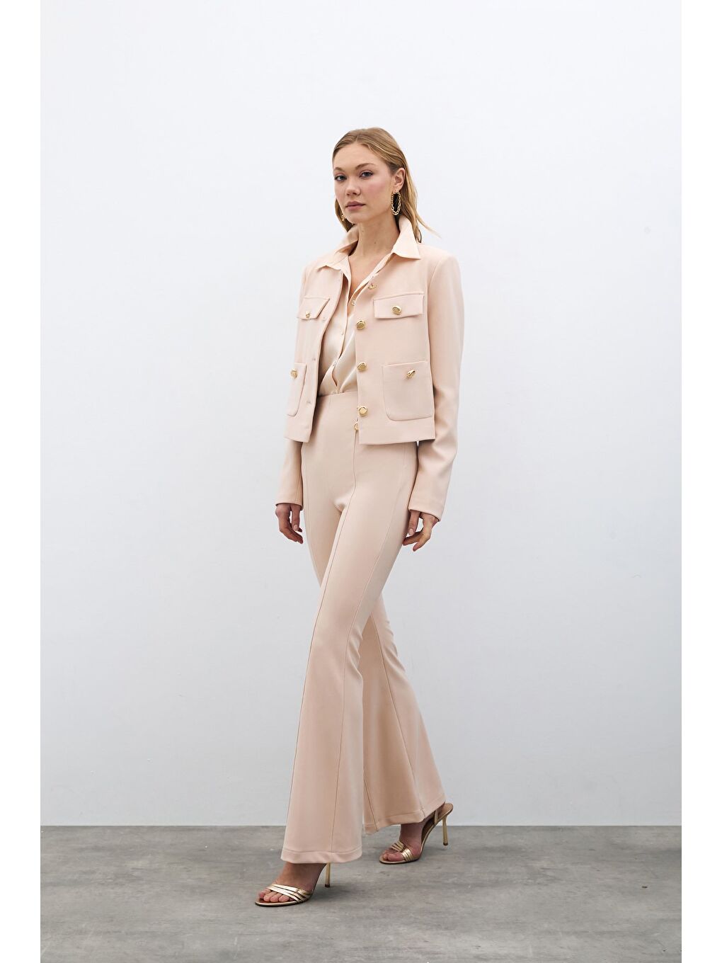 Düğmeli Kısa Ceket - Bej-5