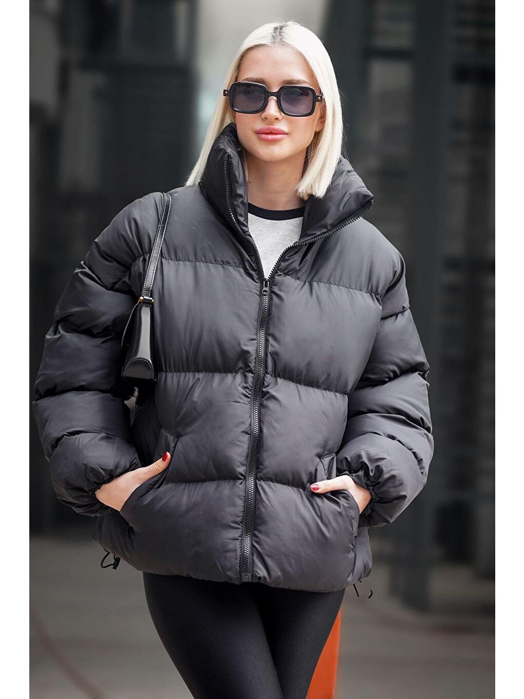 Siyah Basic Oversize Kadın Şişme Mont Mg1550-2