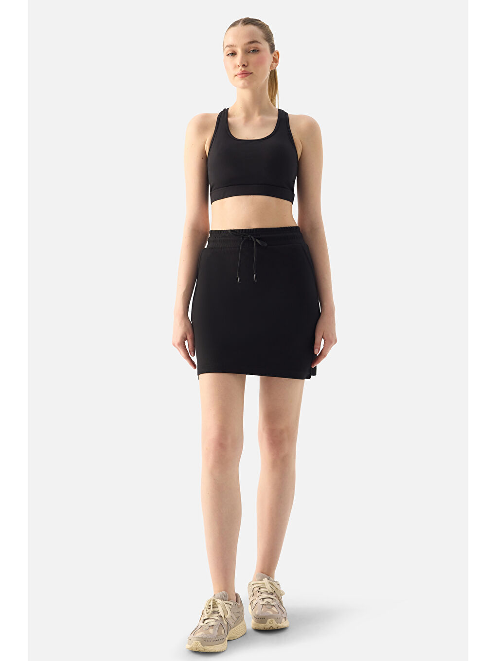 Lara Sokak Stili Siyah Etek