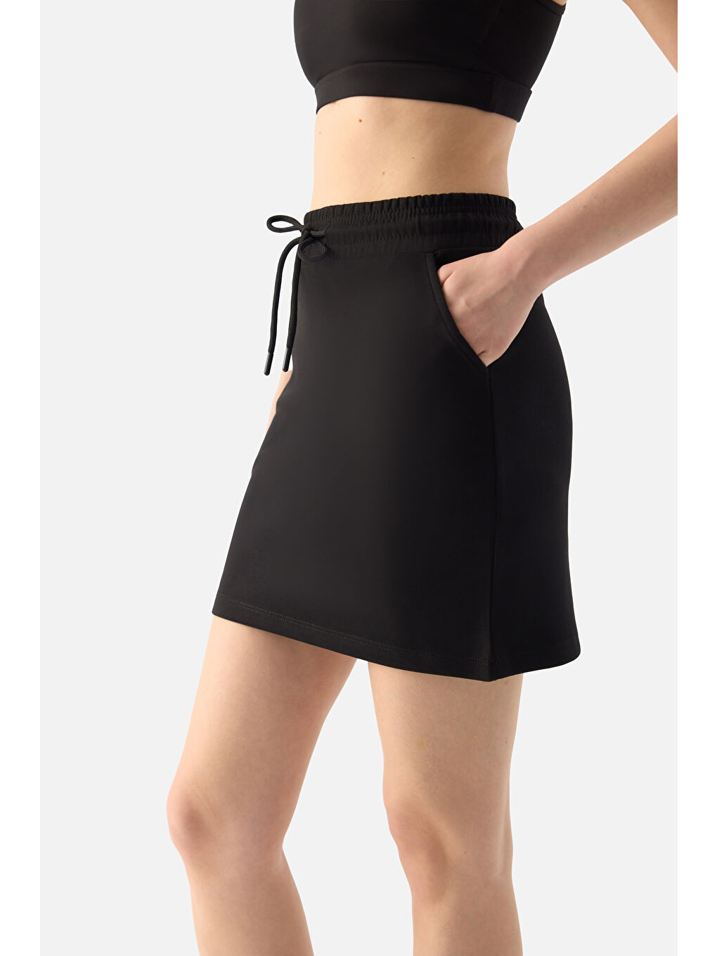 Lara Sokak Stili Siyah Etek-2