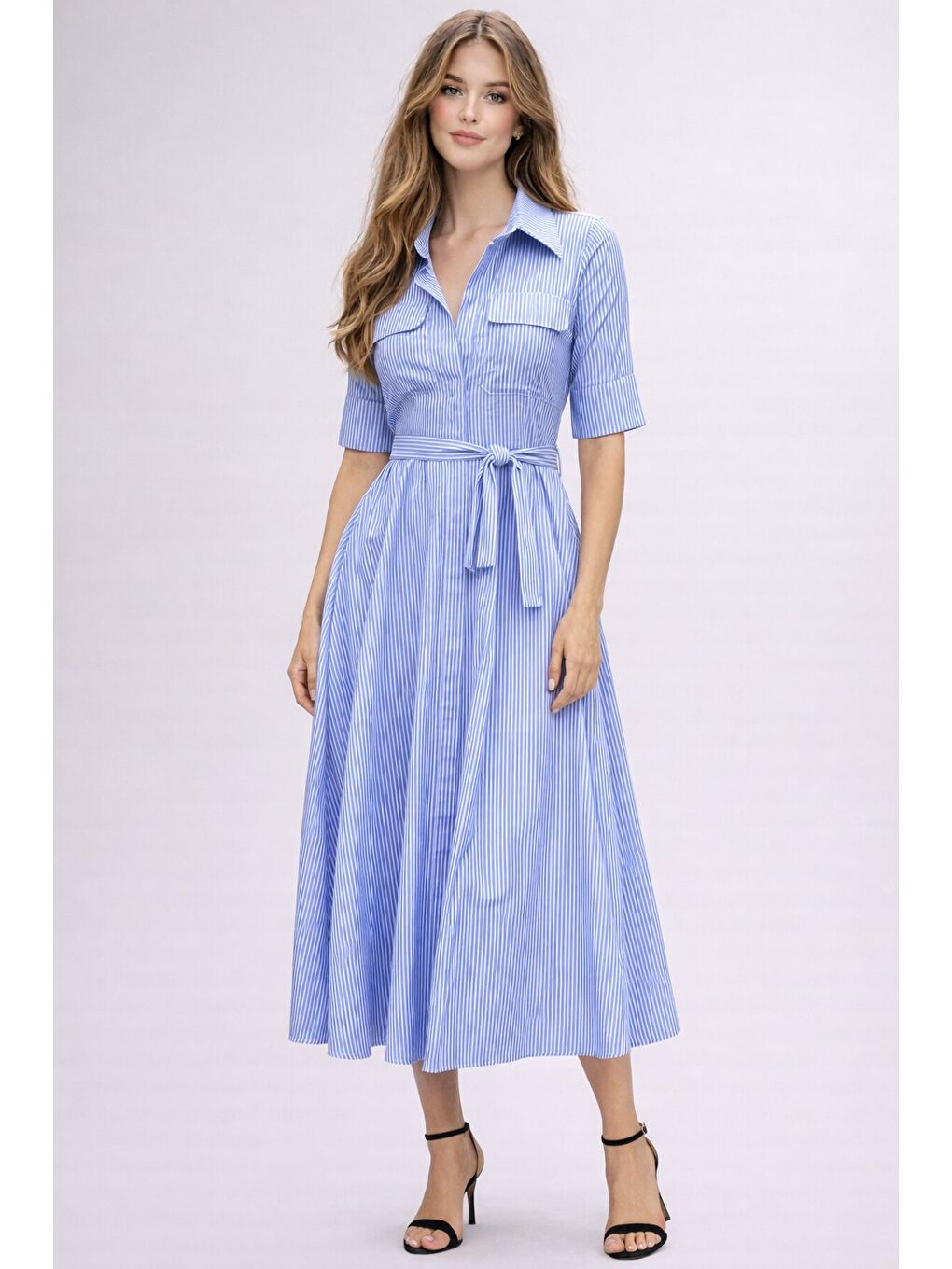 Mavi Çizgili Gömlek Yaka Midi Elbise – Rahat Kesim Günlük Şıklık