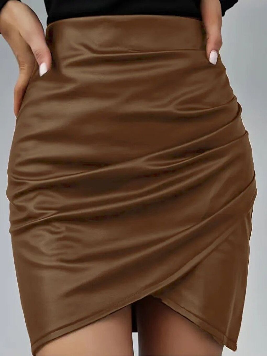 Kahverengi Kadın Yüksek Bel Yandan Fermuarlı Pileli Mini Deri Etek
