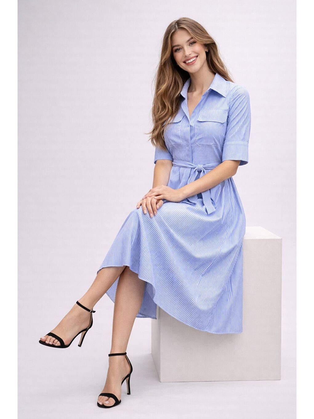 Mavi Çizgili Gömlek Yaka Midi Elbise – Rahat Kesim Günlük Şıklık-2