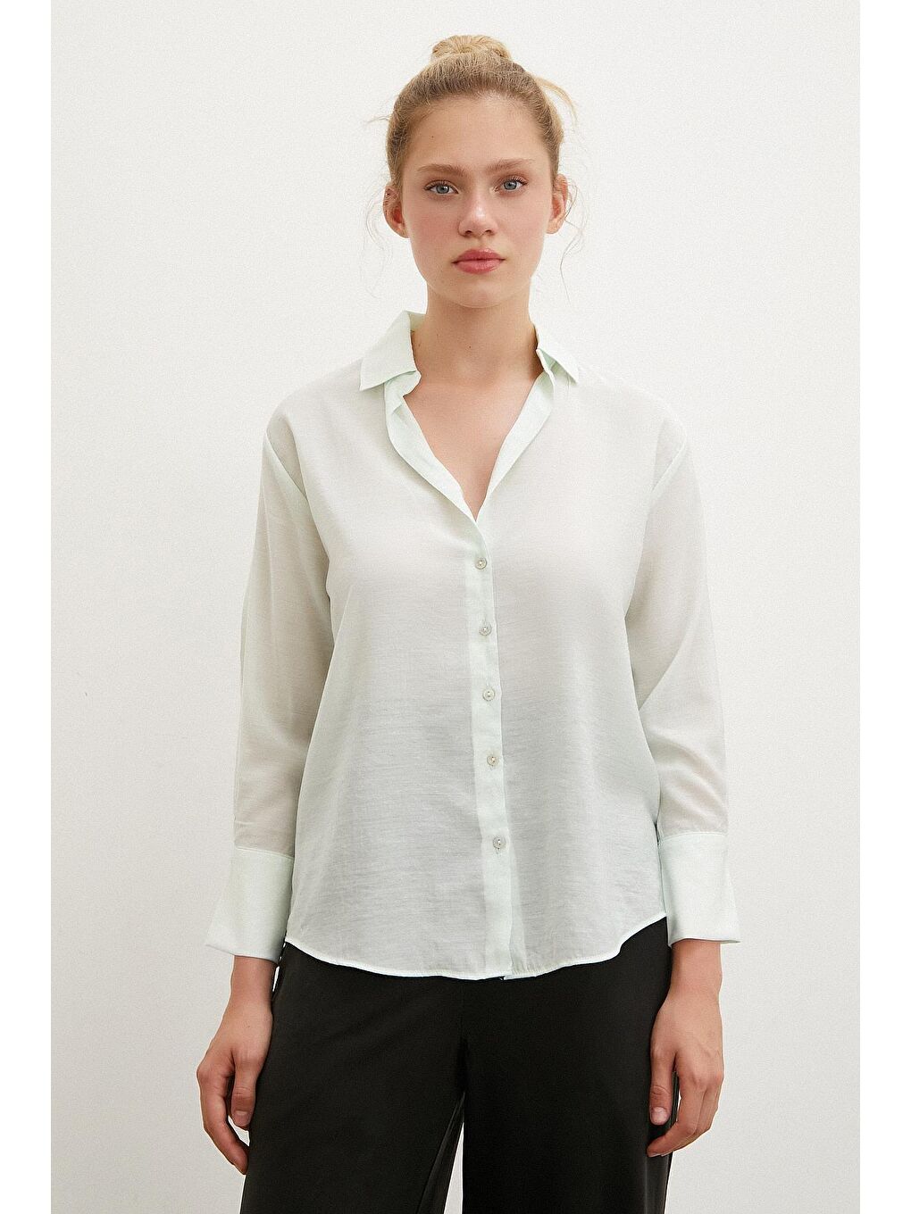 Yeşil V Yaka Robalı Gömlek