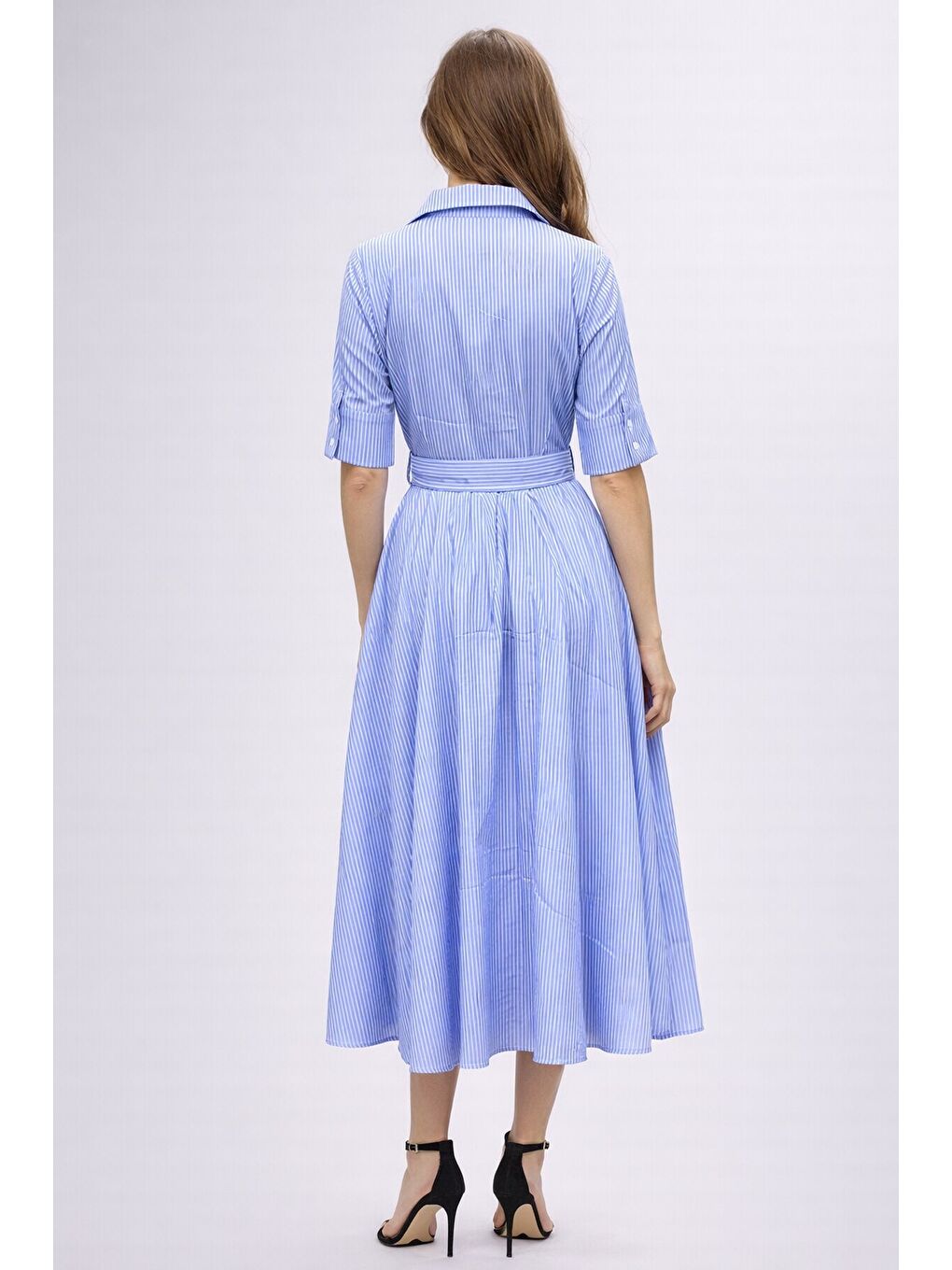 Mavi Çizgili Gömlek Yaka Midi Elbise – Rahat Kesim Günlük Şıklık-3