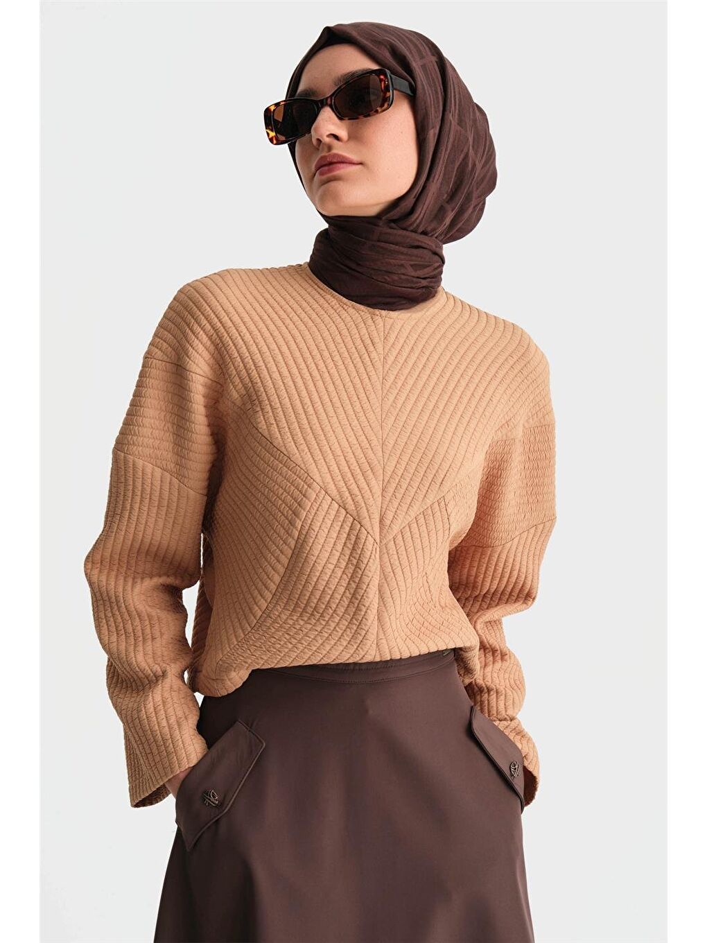 Kahverengi Örme Çizgi Efektli Kazak 24K3616 Camel-2