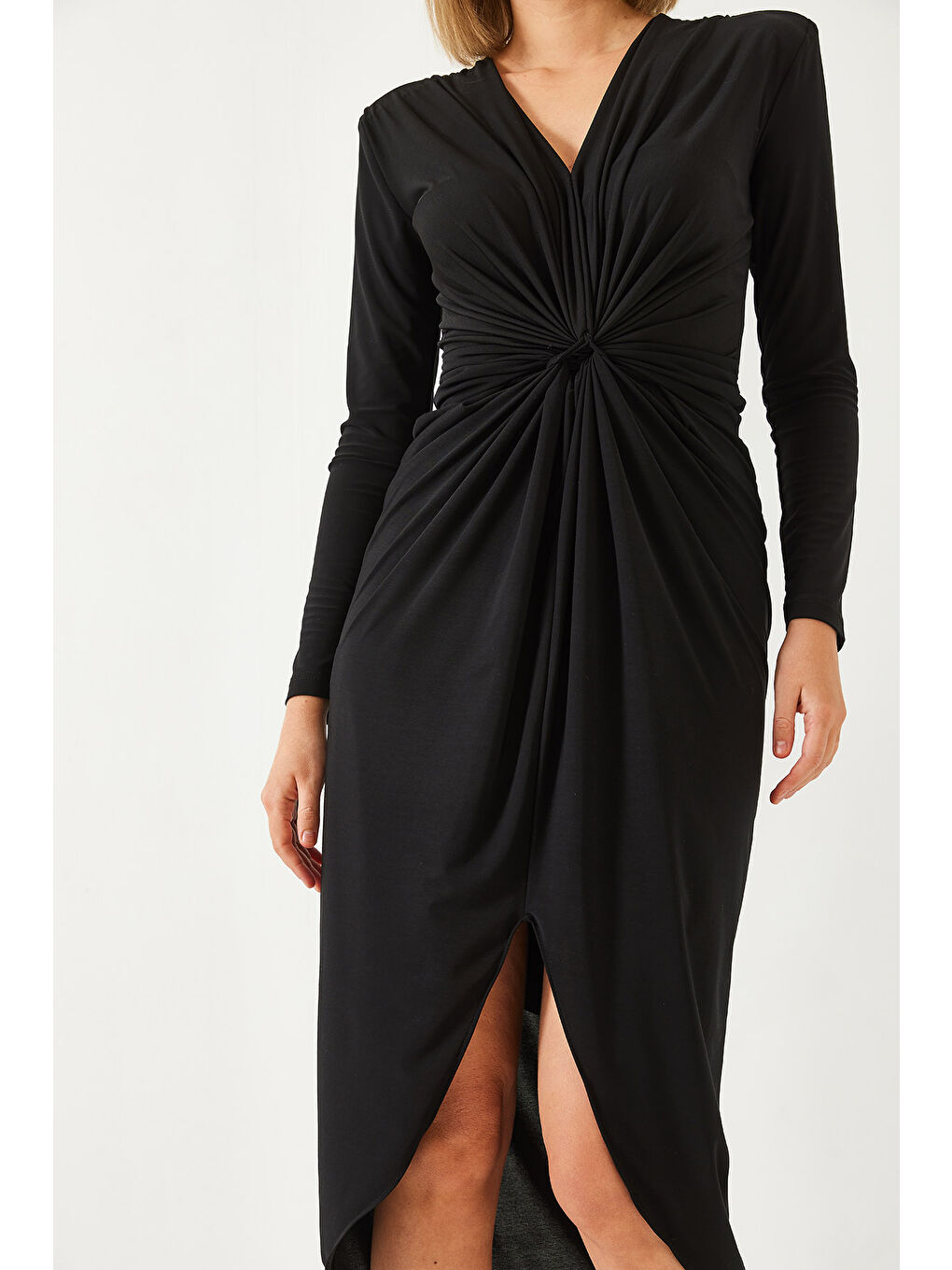 Siyah Kadın V Yaka Önü Büzgülü Candy Kumaş Elbise-3