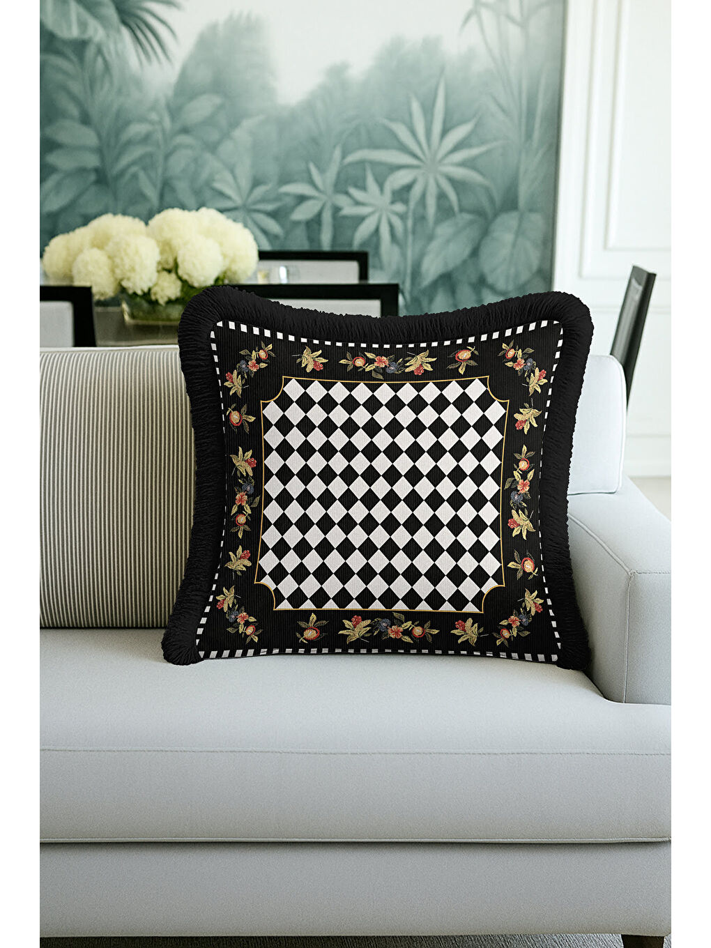 Karışık Lüks Elmas Motifli Saçaklı Yastık Kılıfı - Çiçek Bordürlü Klasik Glam Siyah Püsküllü Kırlent Kılıfı-1