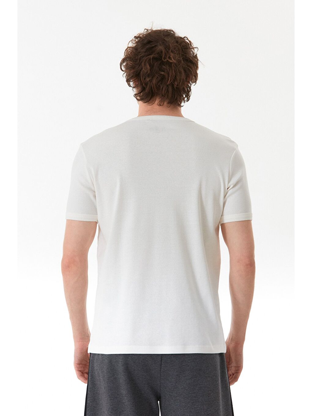 Ekru Basic Bisiklet Yaka Ribanalı Tişört-3