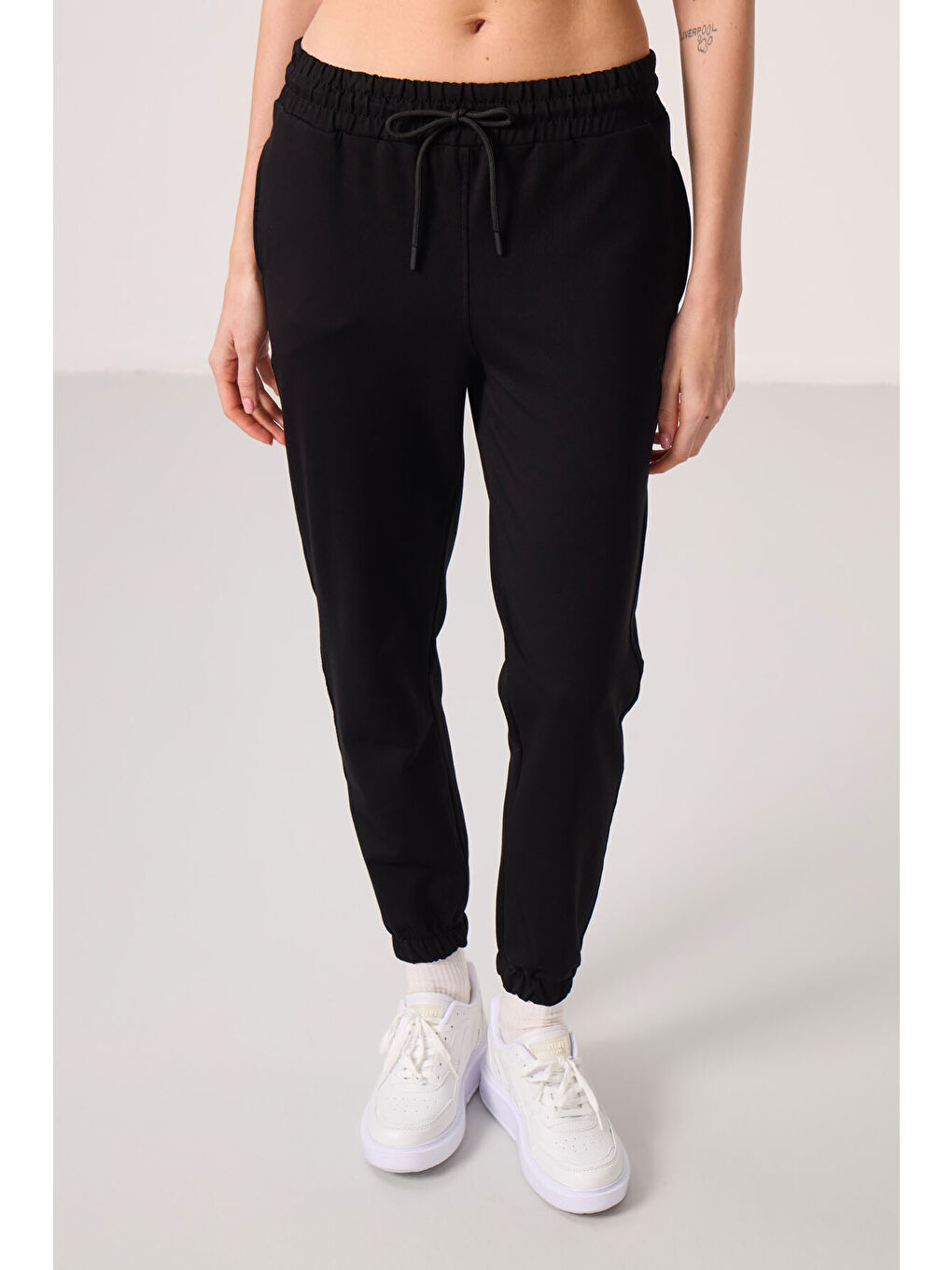 TOMMYLIFE Siyah Dik Yaka Fermuarlı Rahat Form Kadın Eşofman Tunik Takım - 95345 - 4