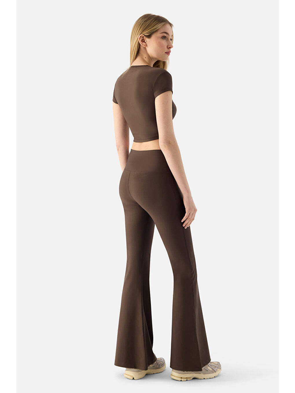 Kahverengi Melina Kısa Kol Acı Kahve Crop Top-3