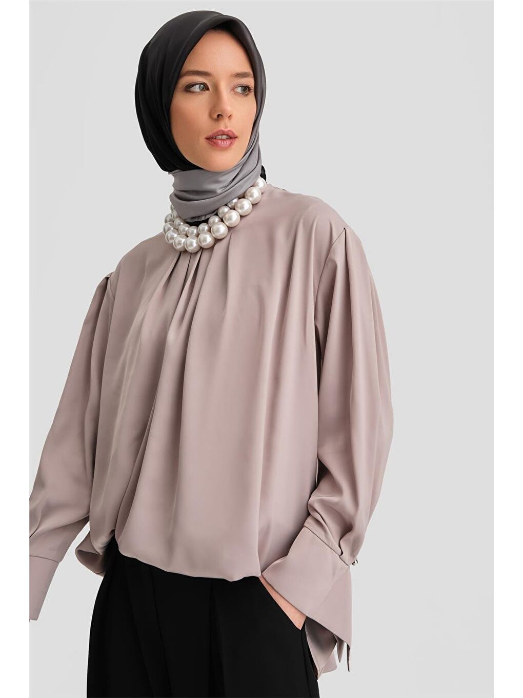 Bej Manşeti Kuşaklı Bluz 24K3612 Vizon-1