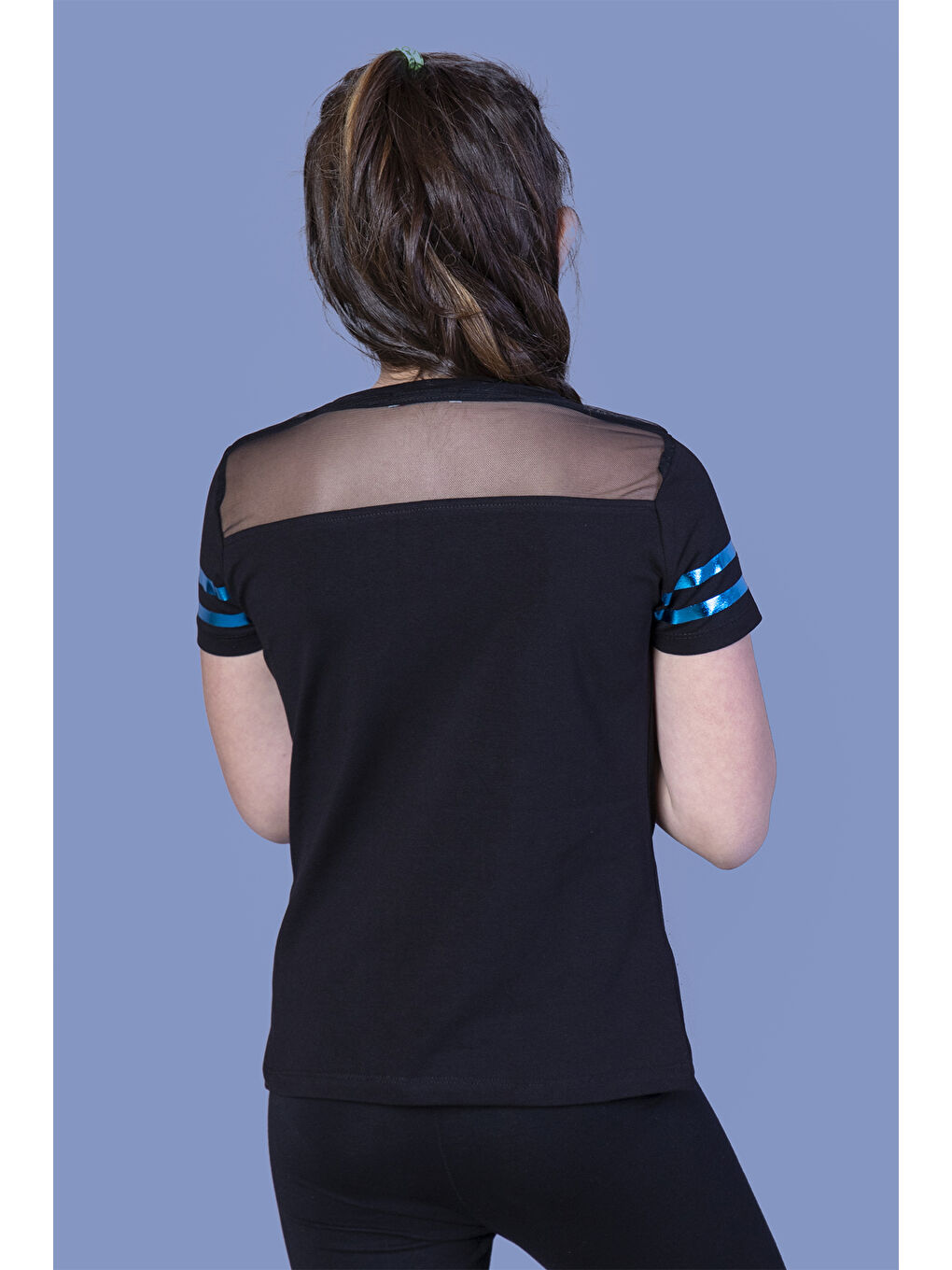 Siyah Kız Çocuk Baskılı Taş İşlemeli Arkası Tül Detaylı Tişört-1