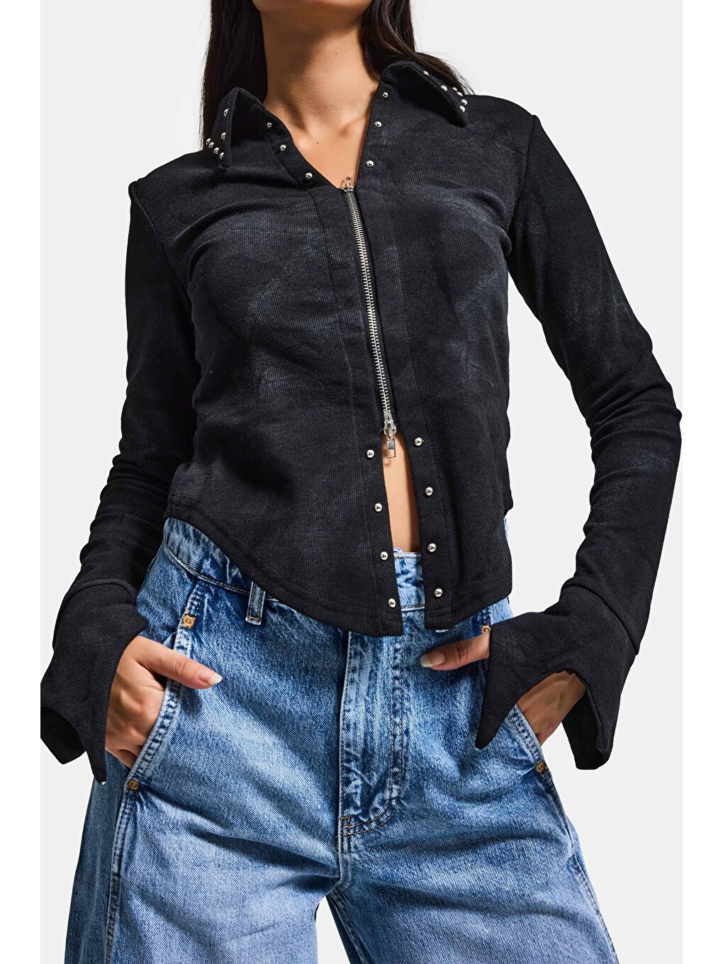 Kadın Siyah w5 Fermuar ve Drop Detaylı Özel Tasarım Crop Top