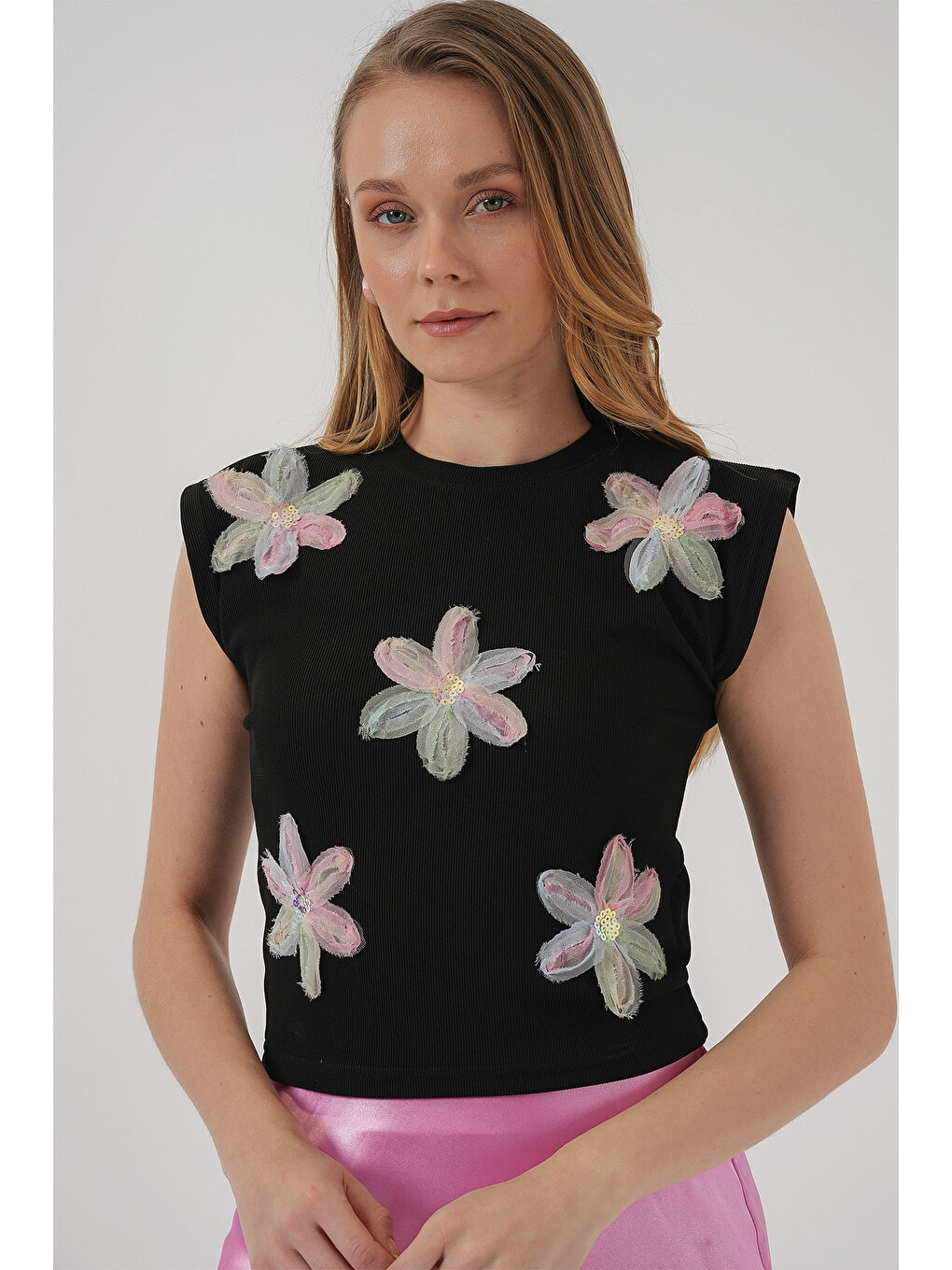 930 Kısa Kol Desenli Crop Bluz - Siyah-3