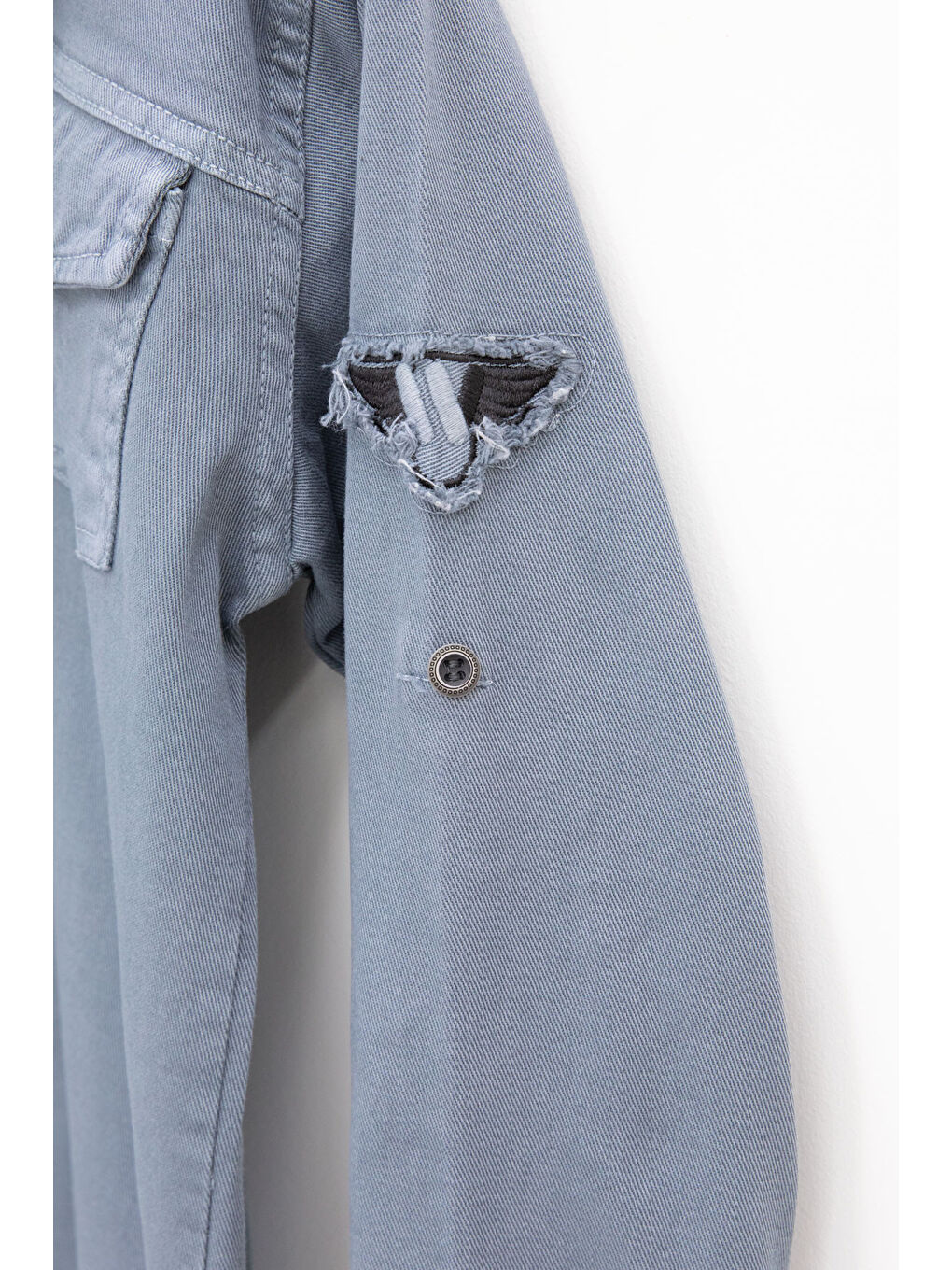 İndigo Keten Gömlekli Bisiklet Yaka Baskılı Tişörtlü Erkek Çocuk 2li Takım 20259-1