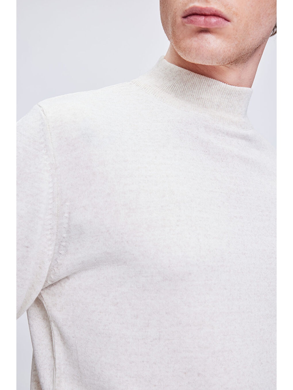 Bej Regular Fit Düz Yarım Balıkçı Yaka Yünlü Triko Kazak-3