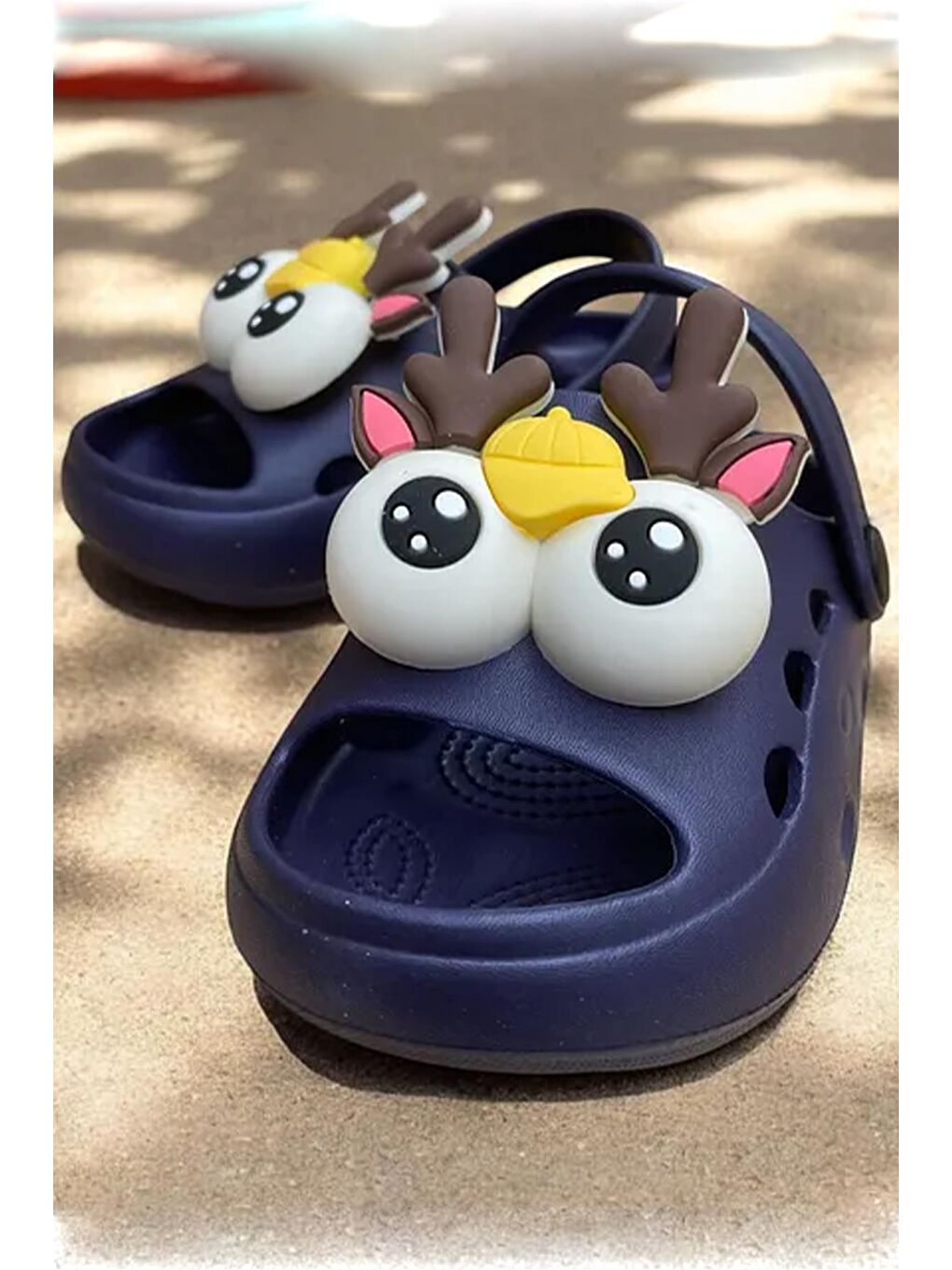 Lacivert Göz Figürlü Delikli Çocuk Terlik-1