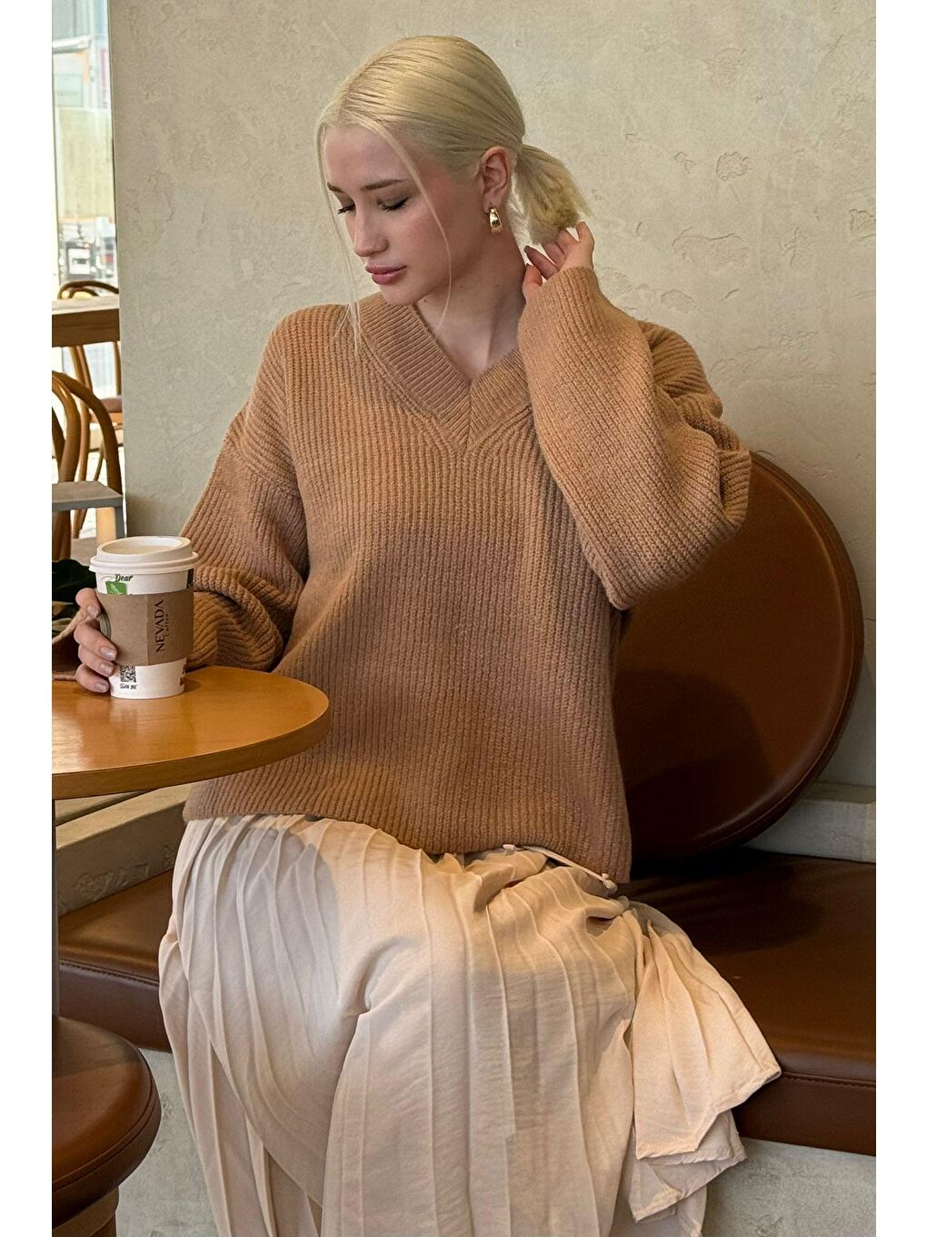 Kahverengi Camel V Yaka Triko Kadın Kazak Mg2501