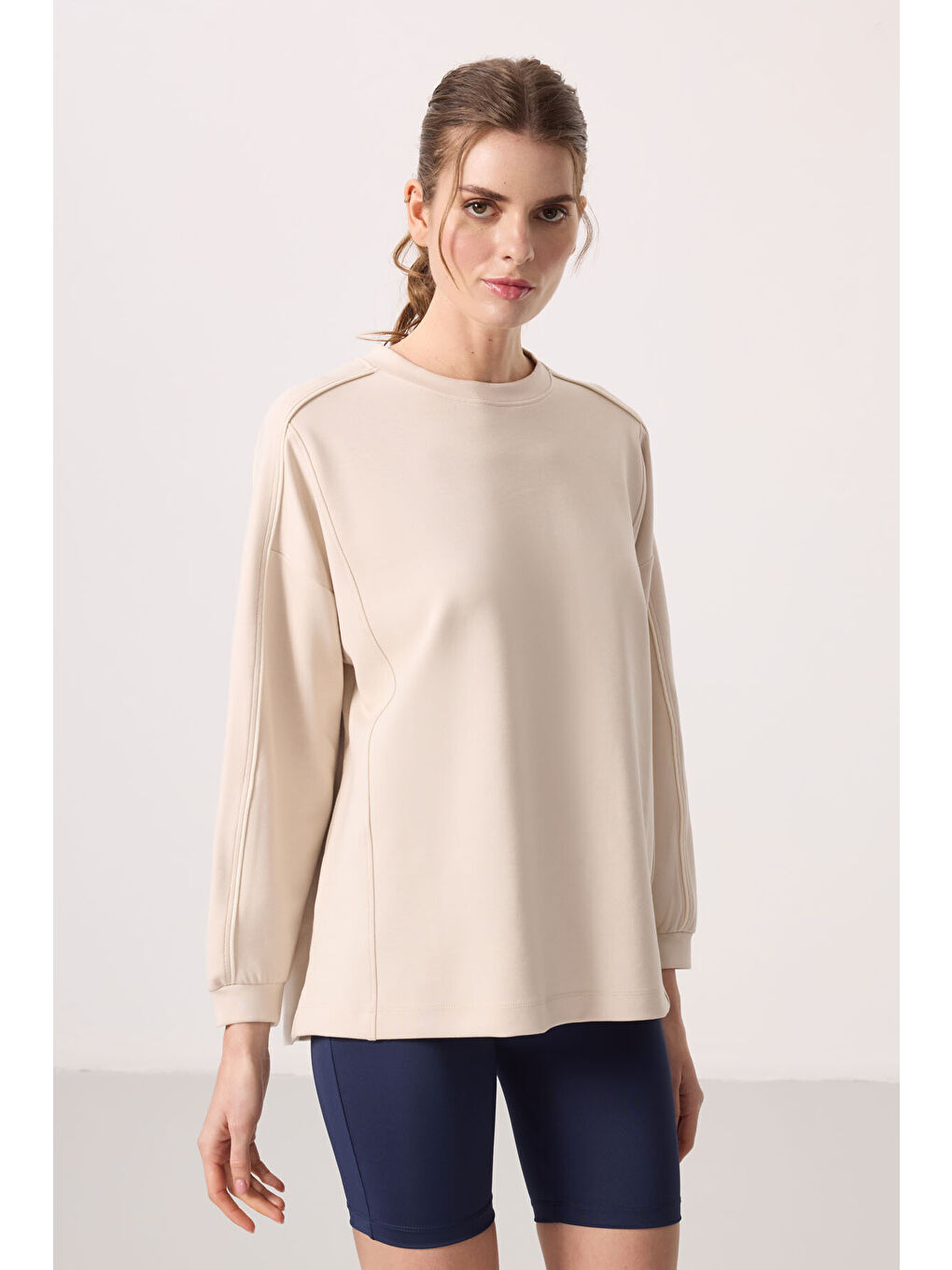 Bej Yumuşak Dokulu O Yaka Oversize Kadın Tunik Sweatshirt - 97303-7