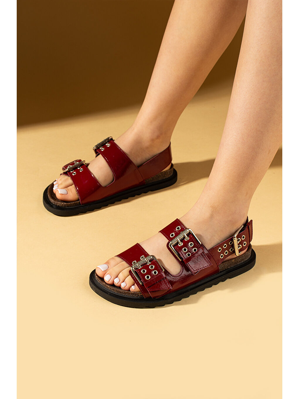Bordo 3 Ayarlanabilir Tokalı Rahat Kalıp Kadın Sandalet 024-1003-25Rugan-2