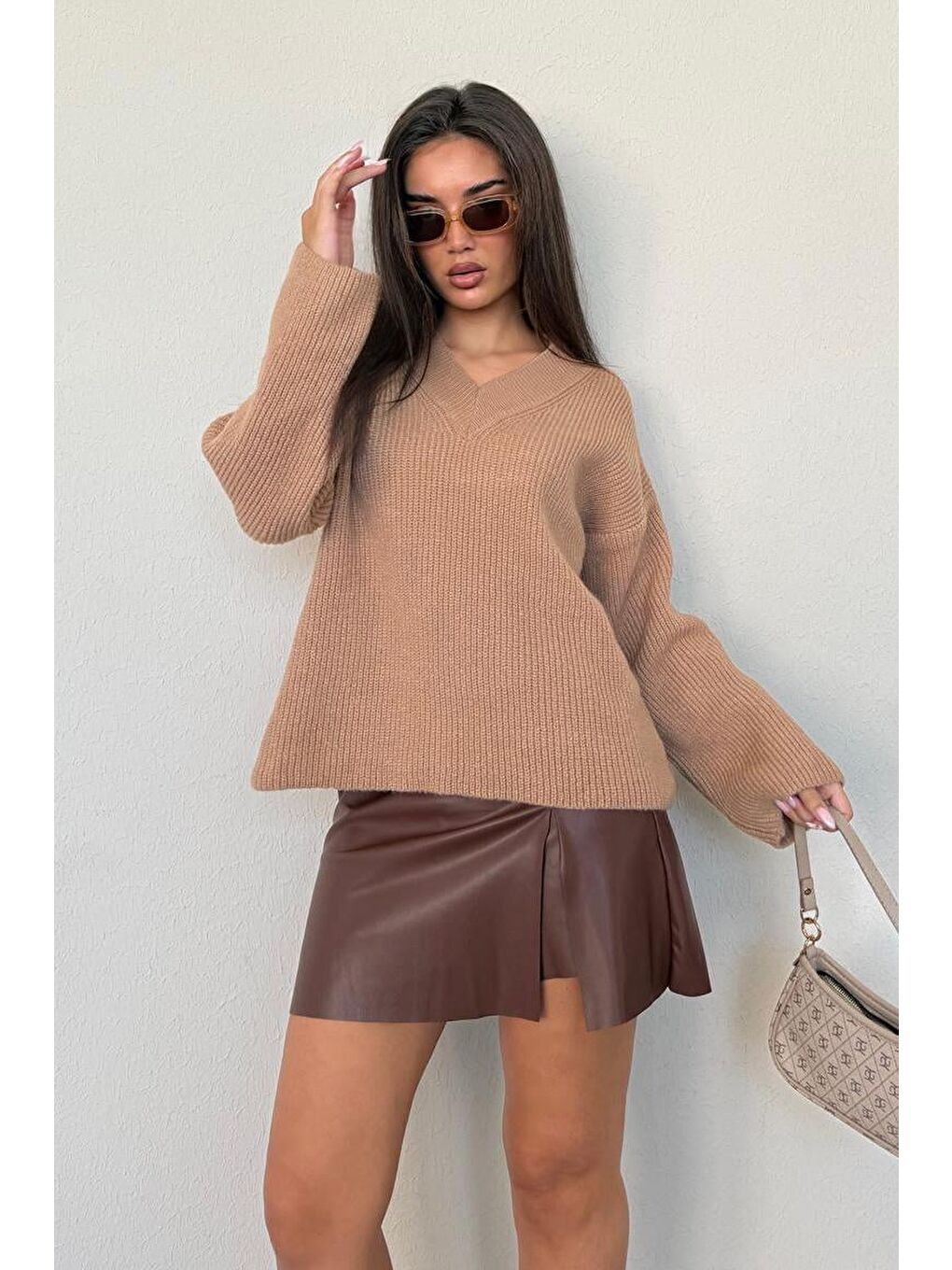 Kahverengi Camel V Yaka Triko Kadın Kazak Mg2501-5