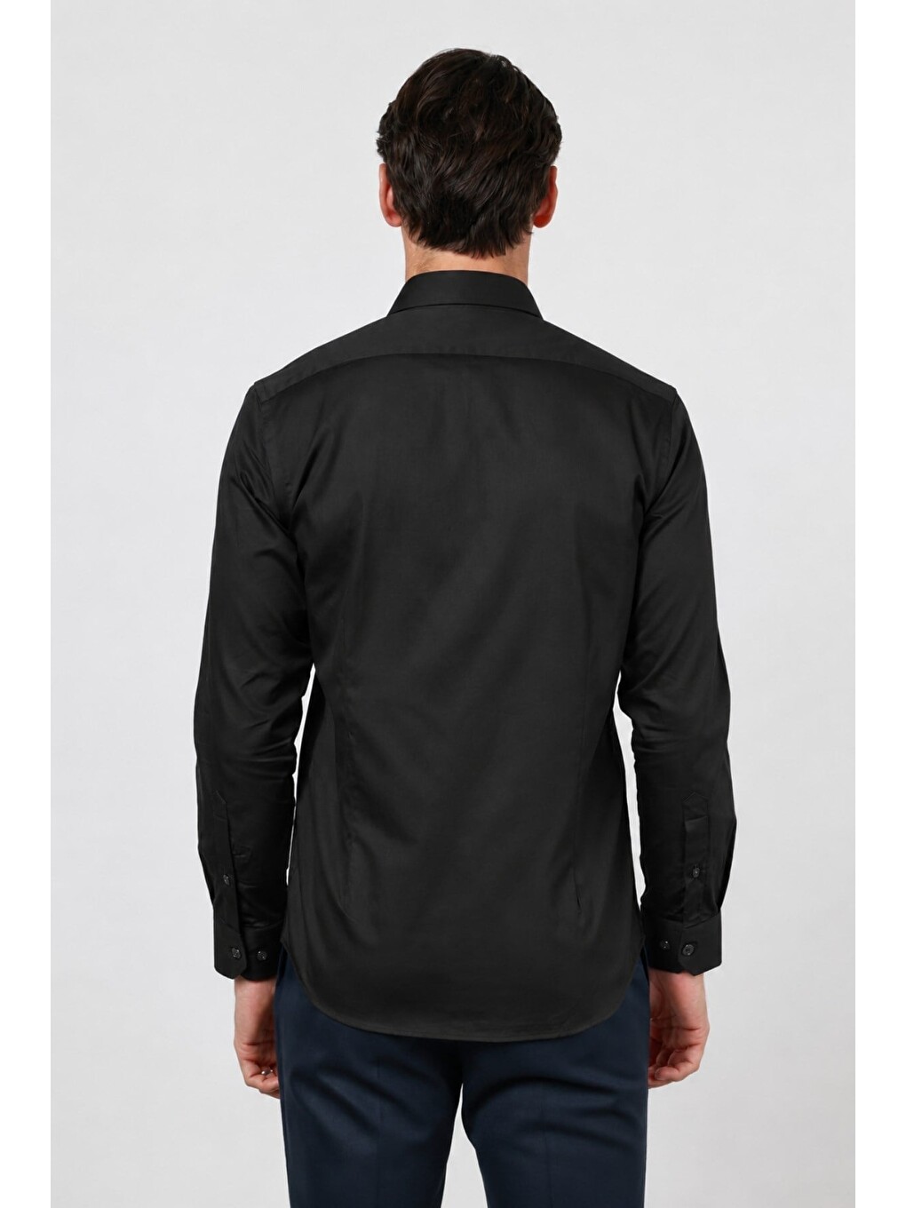 Siyah Sert Yaka Uzun Kol Cepsiz Saten Slim Fit %100 Pamuk Gömlek 1004260424-4