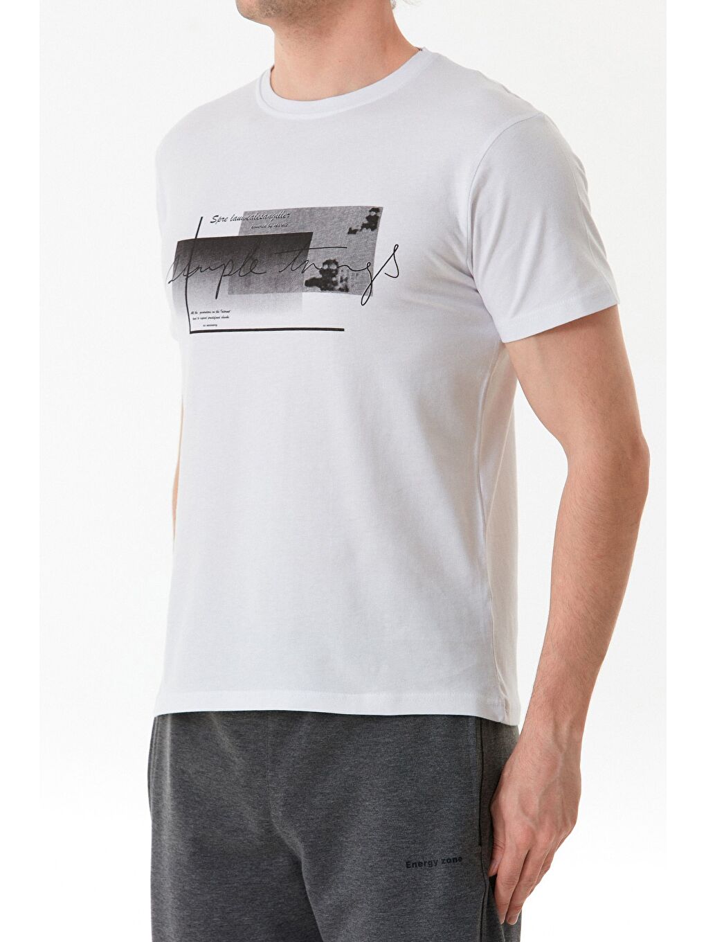 Beyaz Yazı Baskılı Bisiklet Yaka Tişört-4