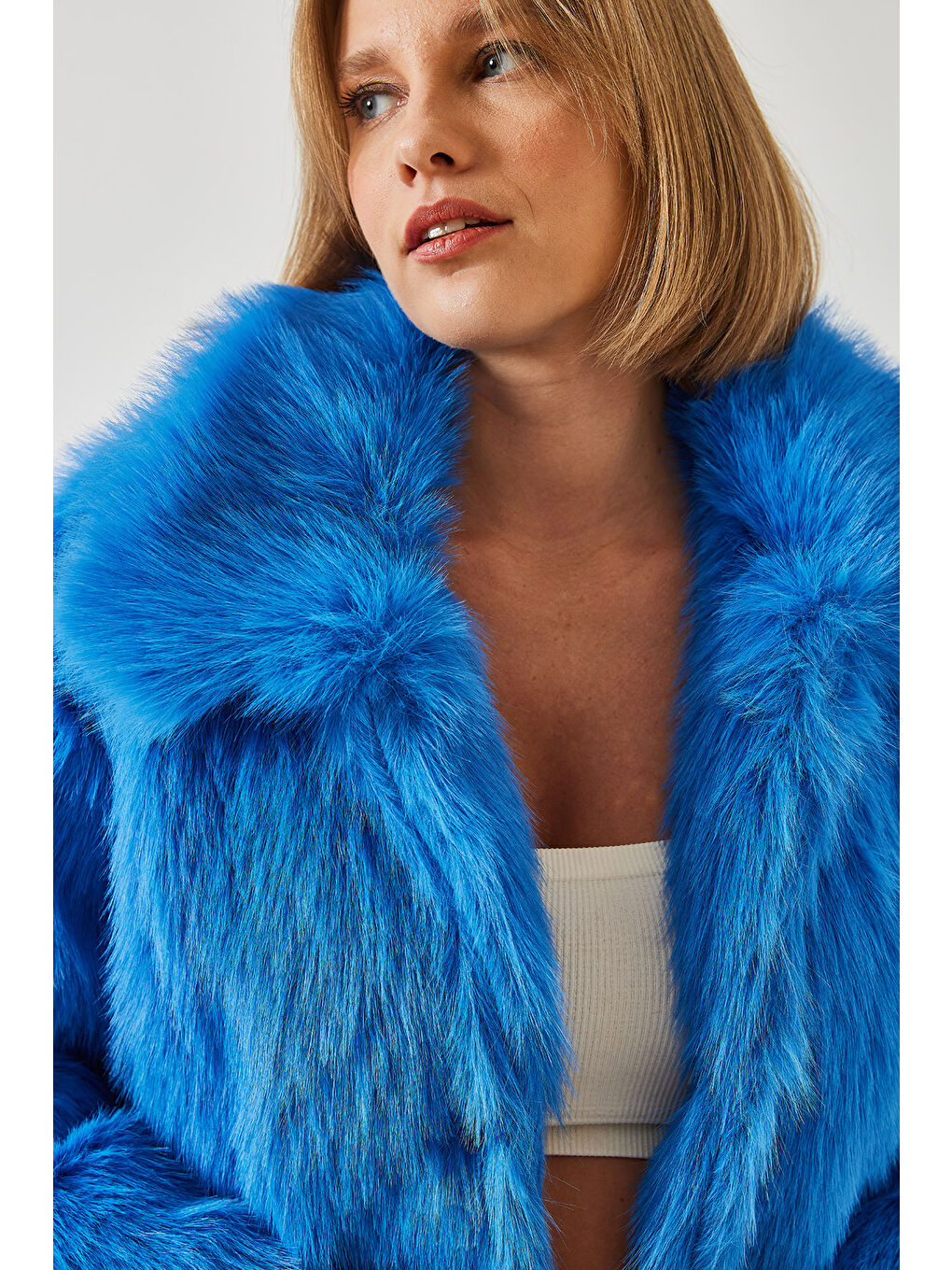 Mavi Kadın Yakalı Suni Kürklü Astarlı Mont-1