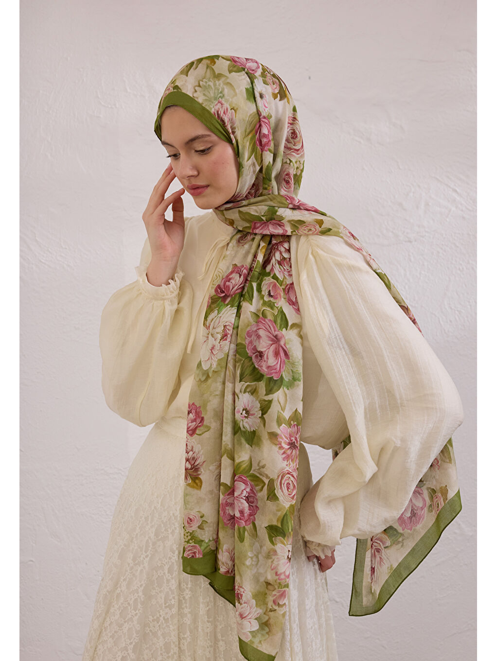 Magnolıa Desen Rami Şal Yeşil