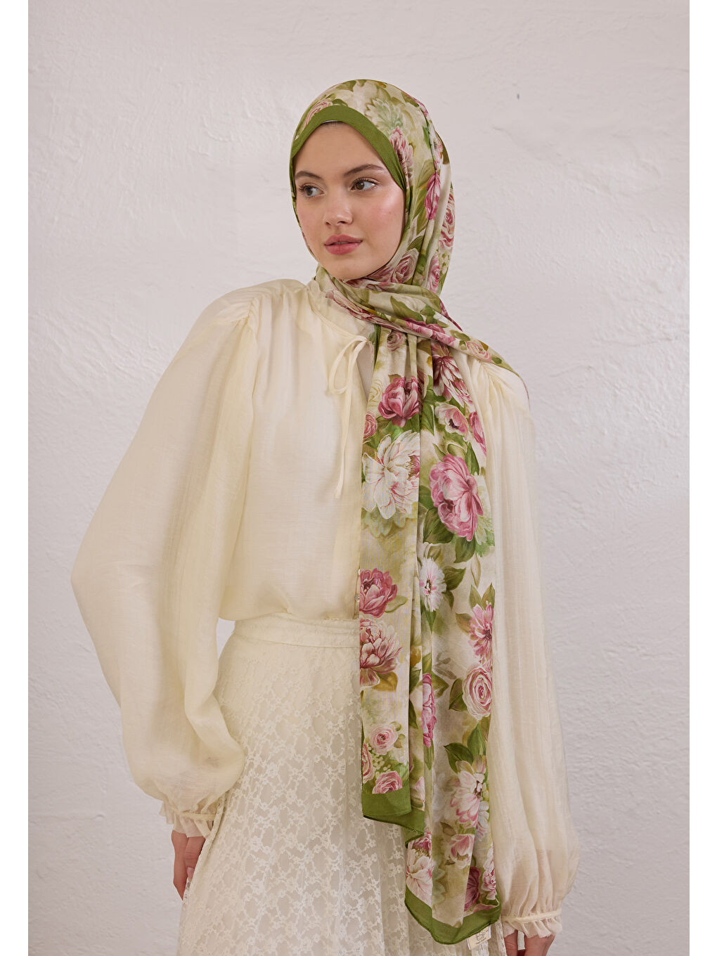 Magnolıa Desen Rami Şal Yeşil-1