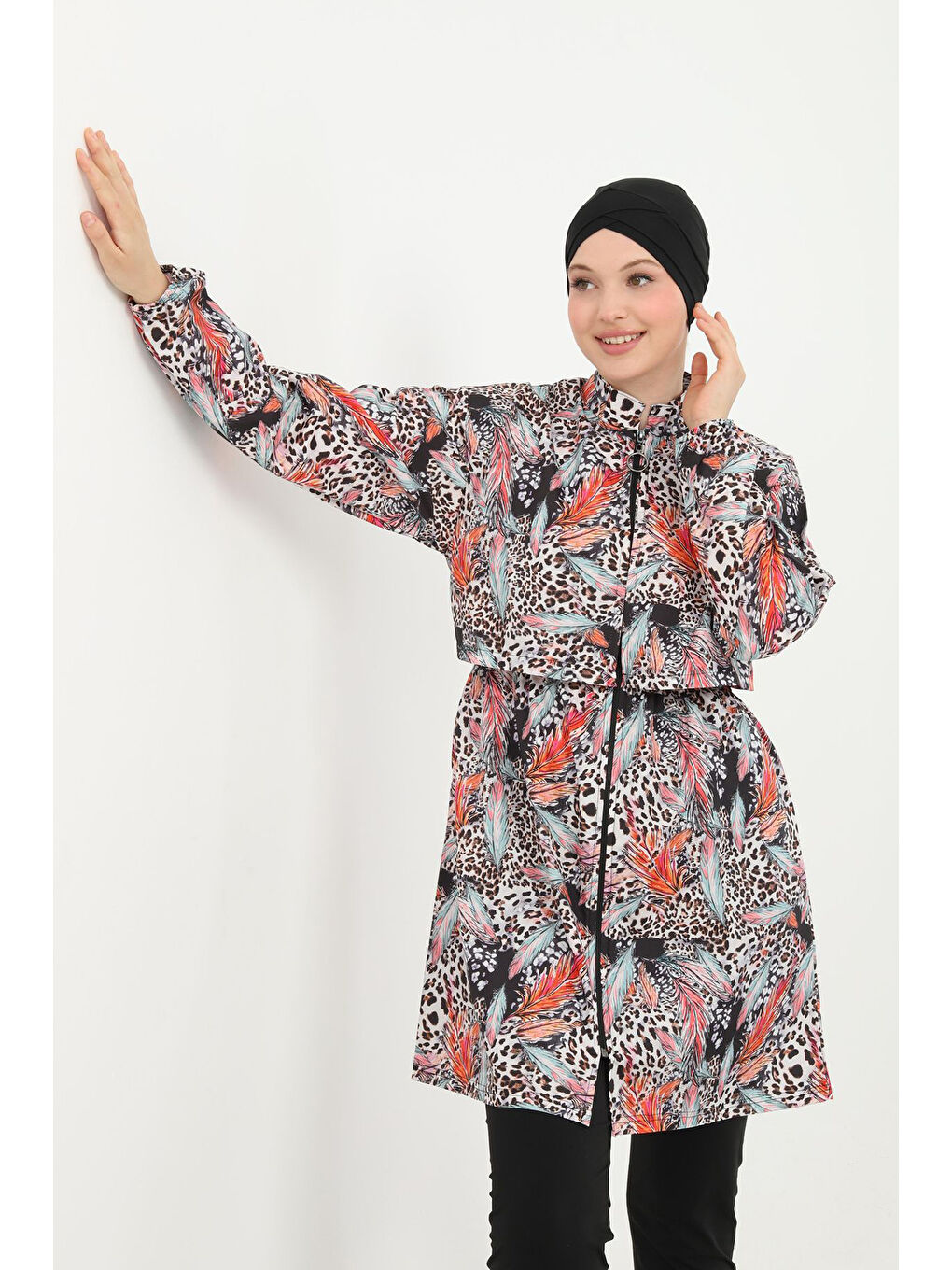 Desenli Tam Kapalı Tesettür Mayo 06 Siyah09-1